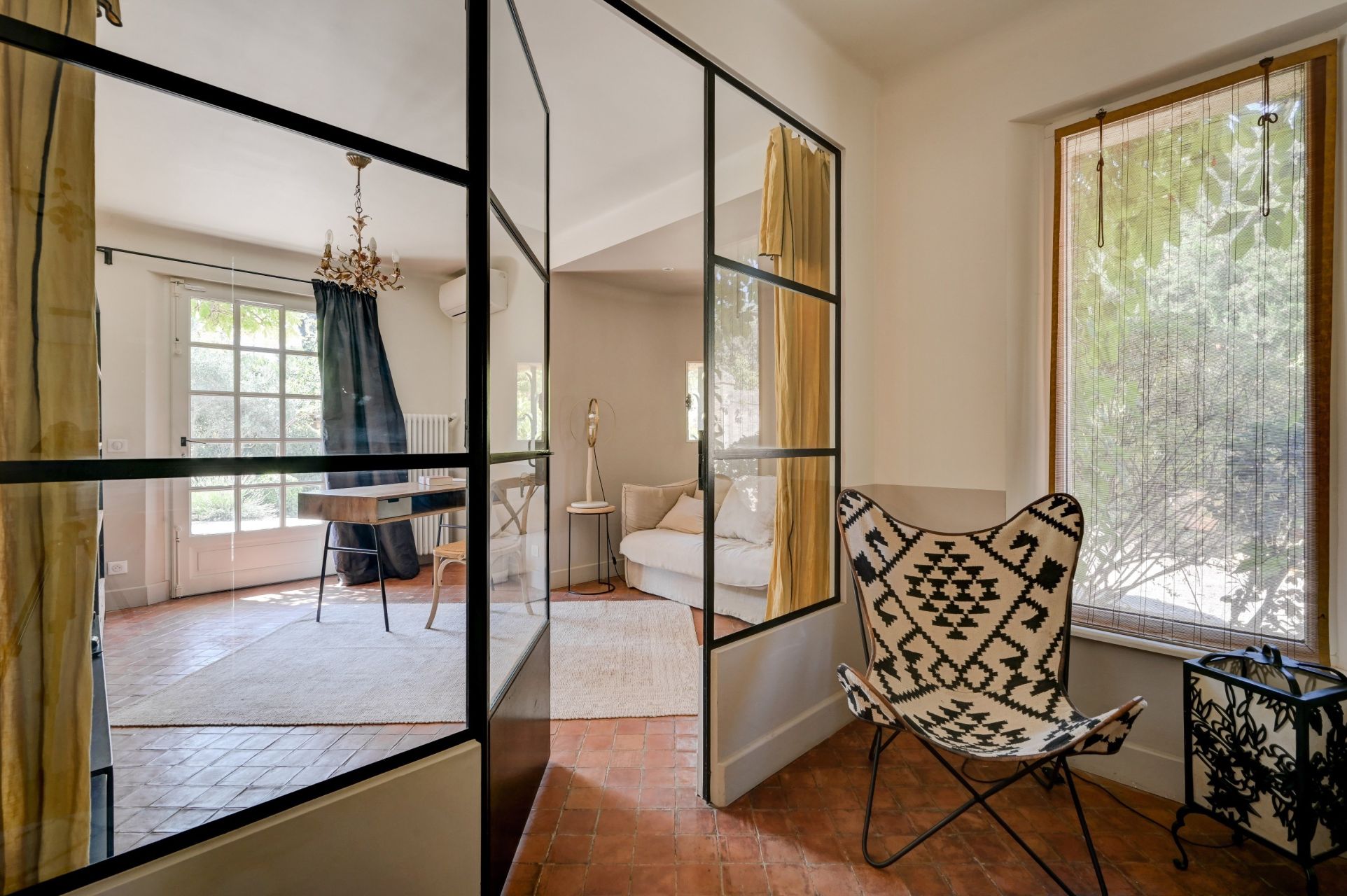 luxury house 7 Rooms for rent on AIX EN PROVENCE (13100)