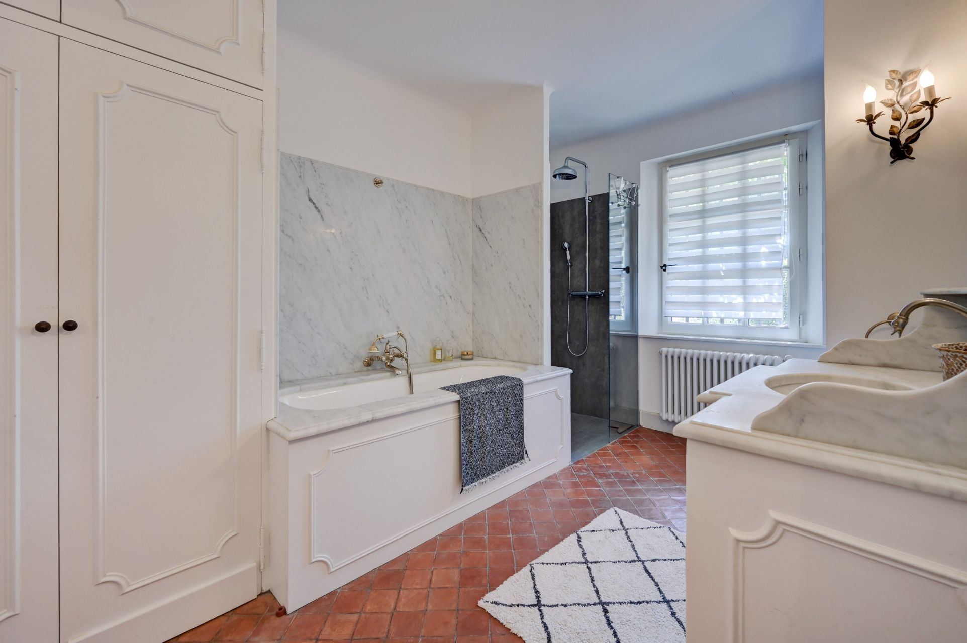 luxury house 7 Rooms for rent on AIX EN PROVENCE (13100)