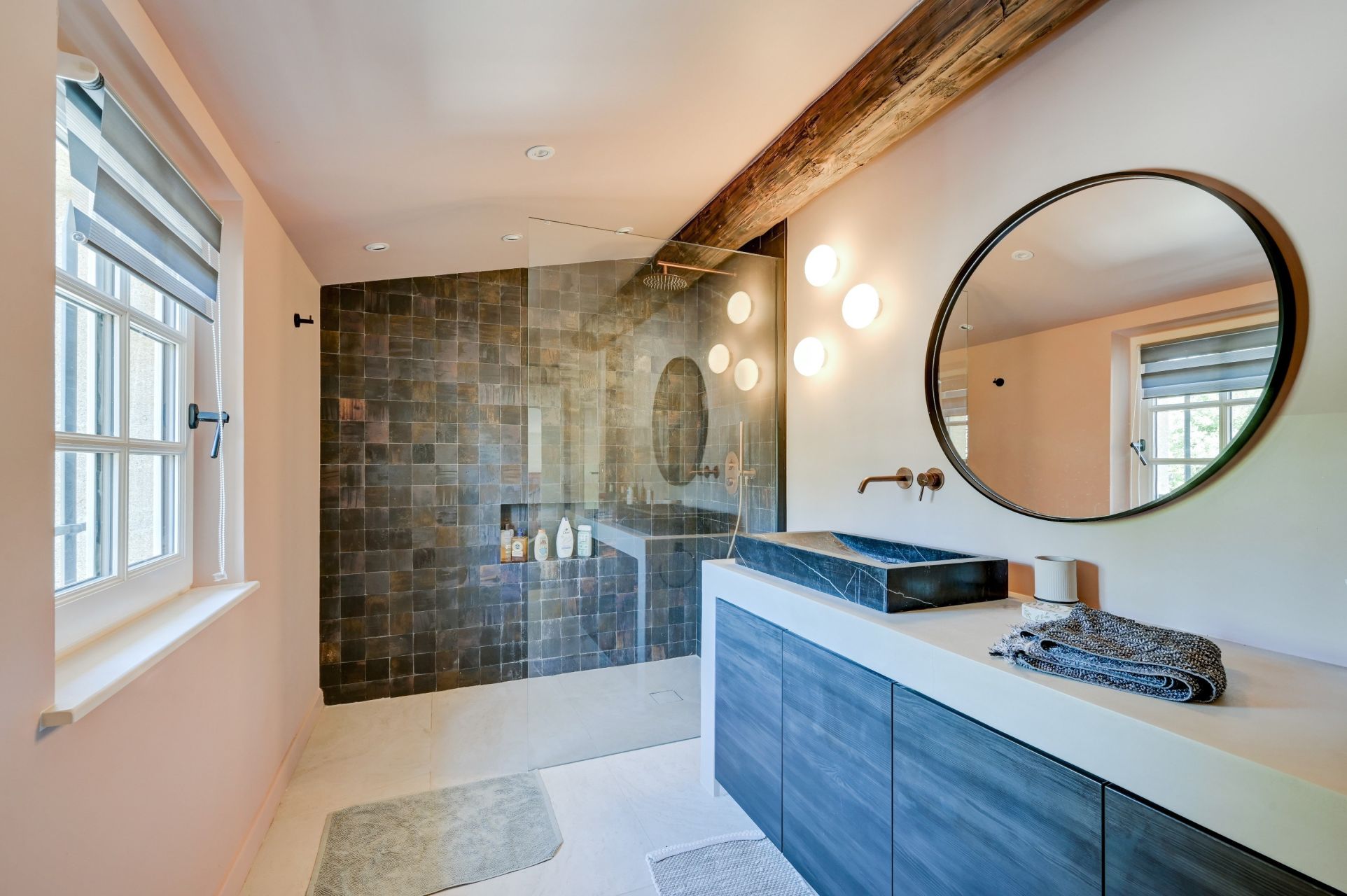 luxury house 7 Rooms for rent on AIX EN PROVENCE (13100)