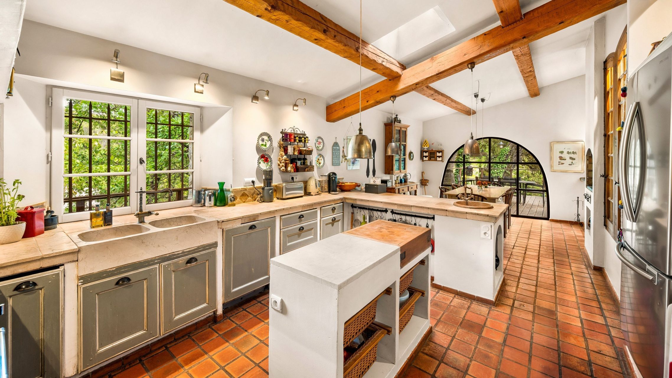 maison provençale de luxe 6 Pièces en vente sur LORGUES (83510)
