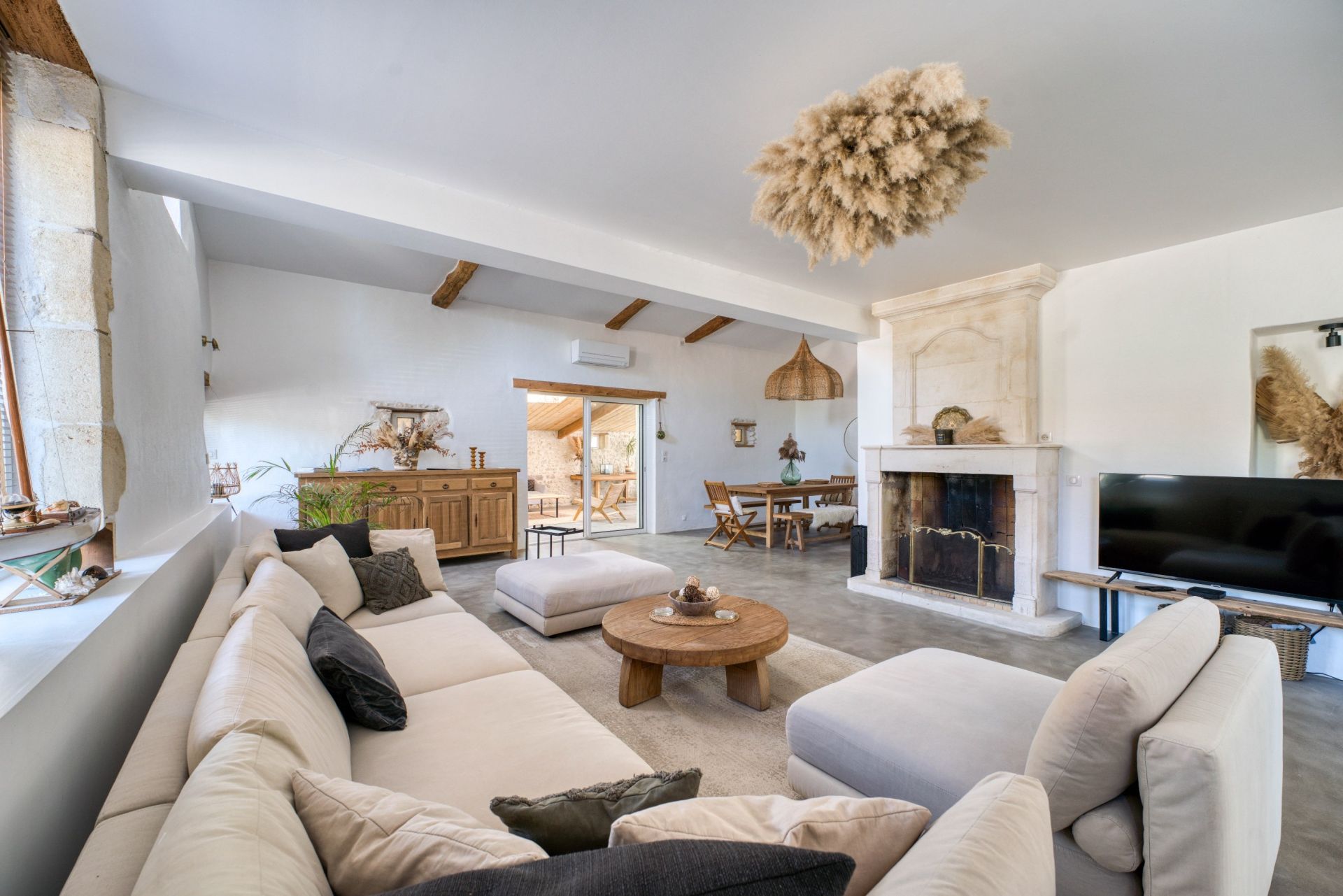 luxury traditional house 6 Rooms for sale on ROYAN (17200)