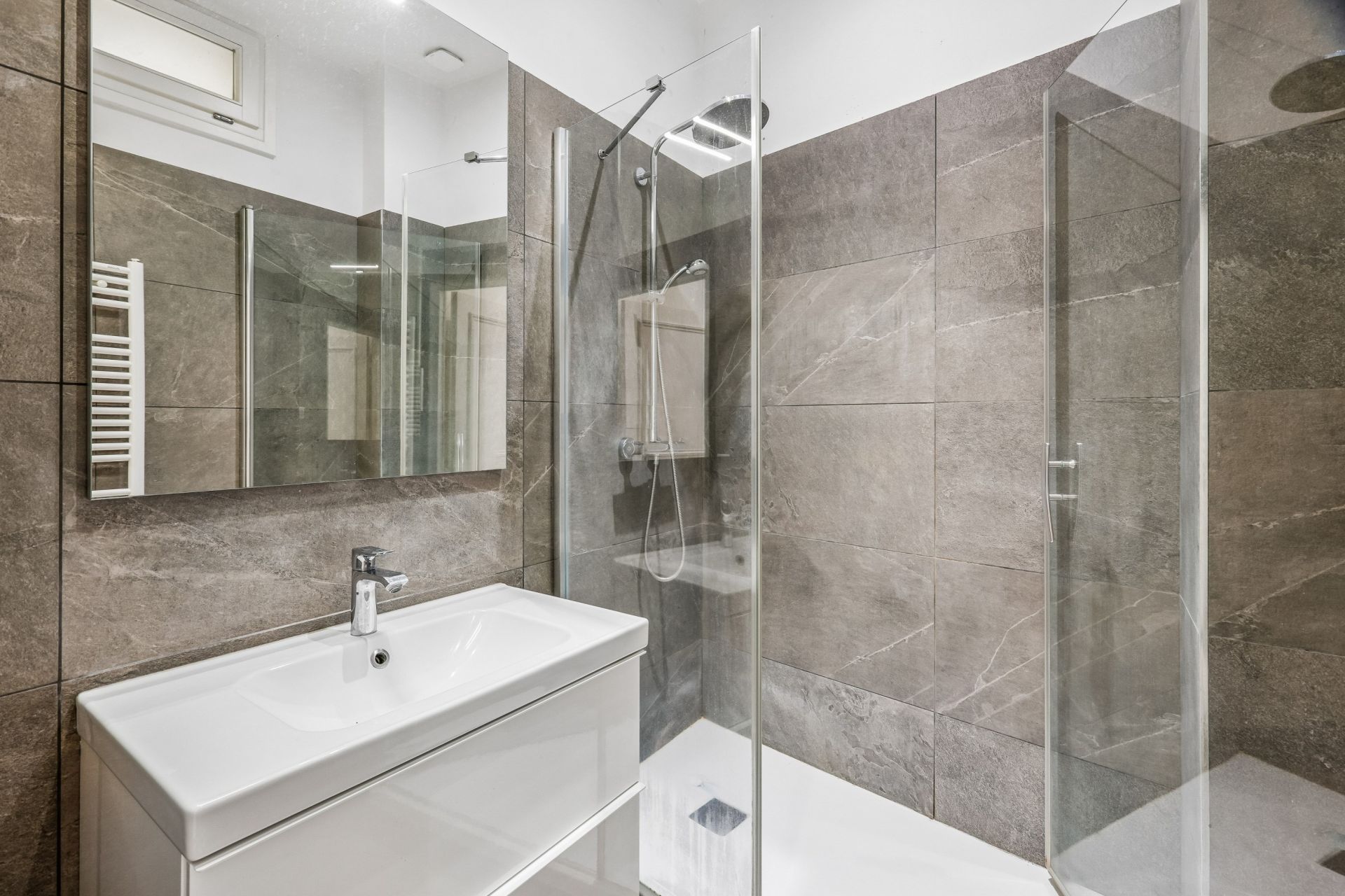 luxury apartment 3 Rooms for sale on PARIS (75008)