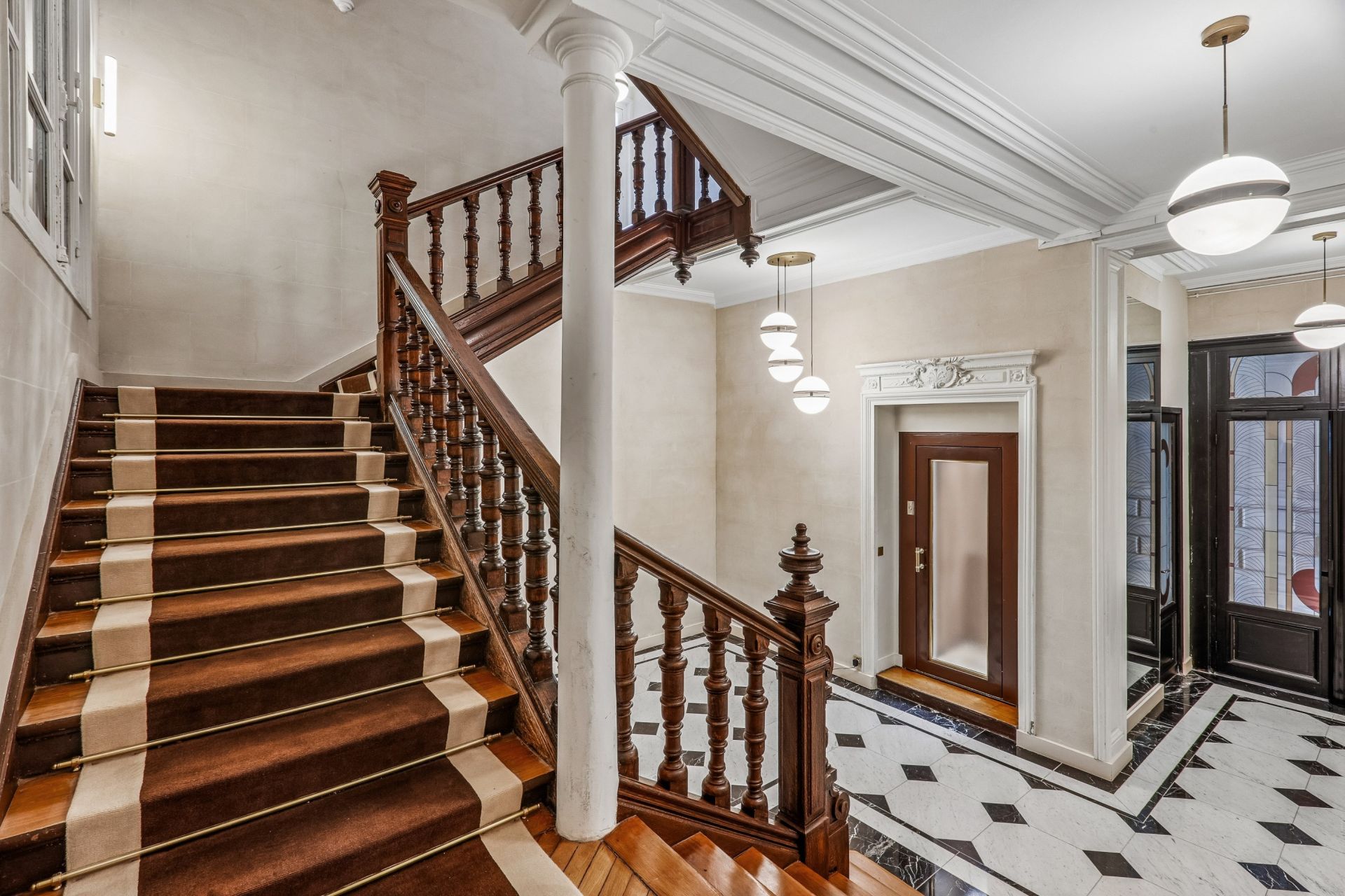 luxury apartment 3 Rooms for sale on PARIS (75008)