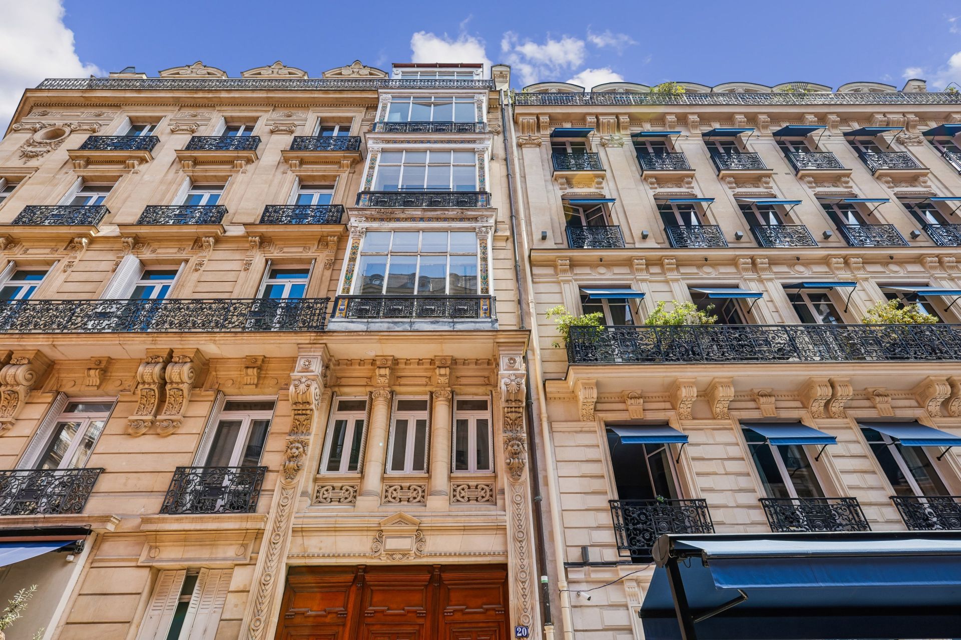 luxury apartment 3 Rooms for sale on PARIS (75008)