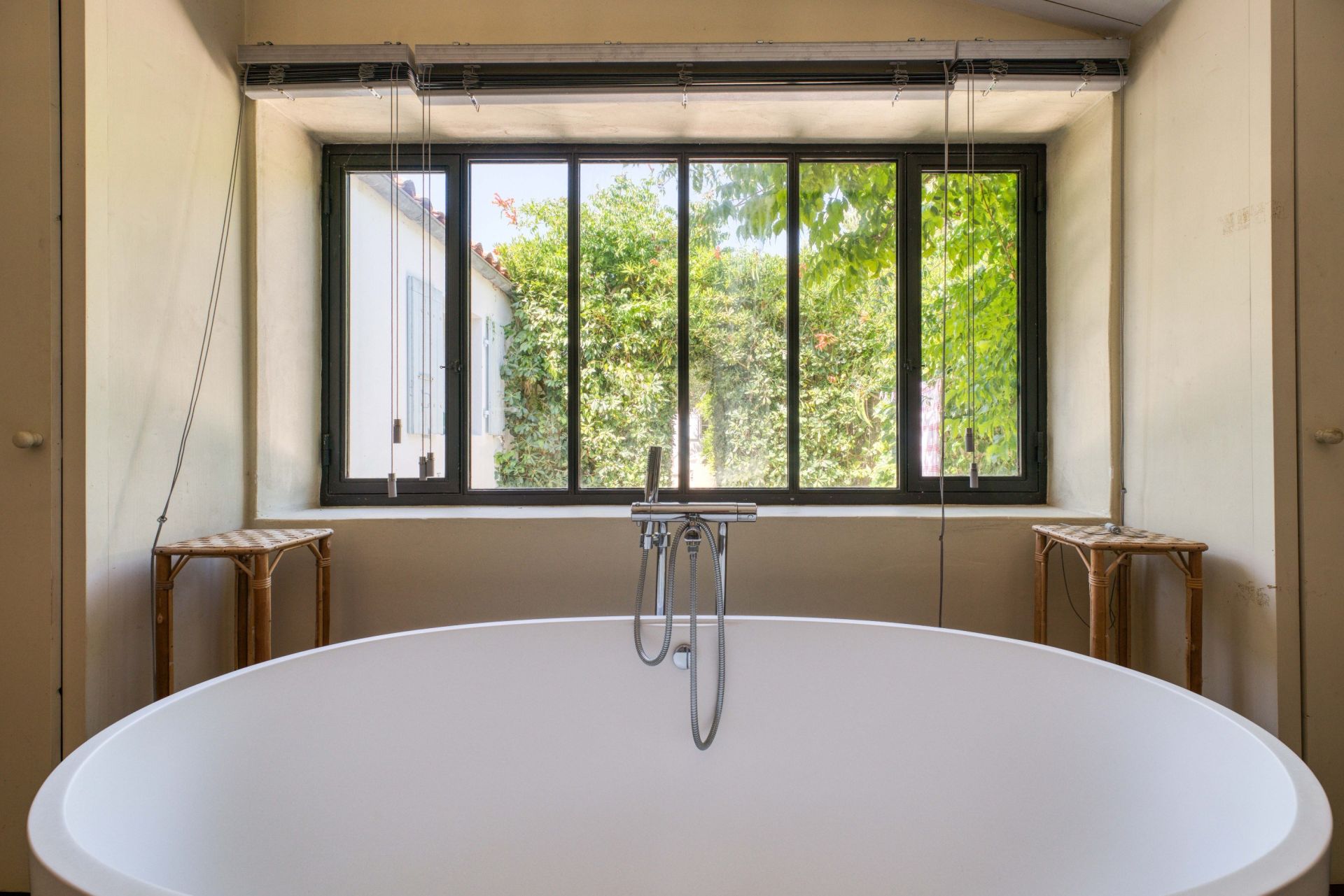 luxury house 9 Rooms for sale on LES PORTES EN RE (17880)
