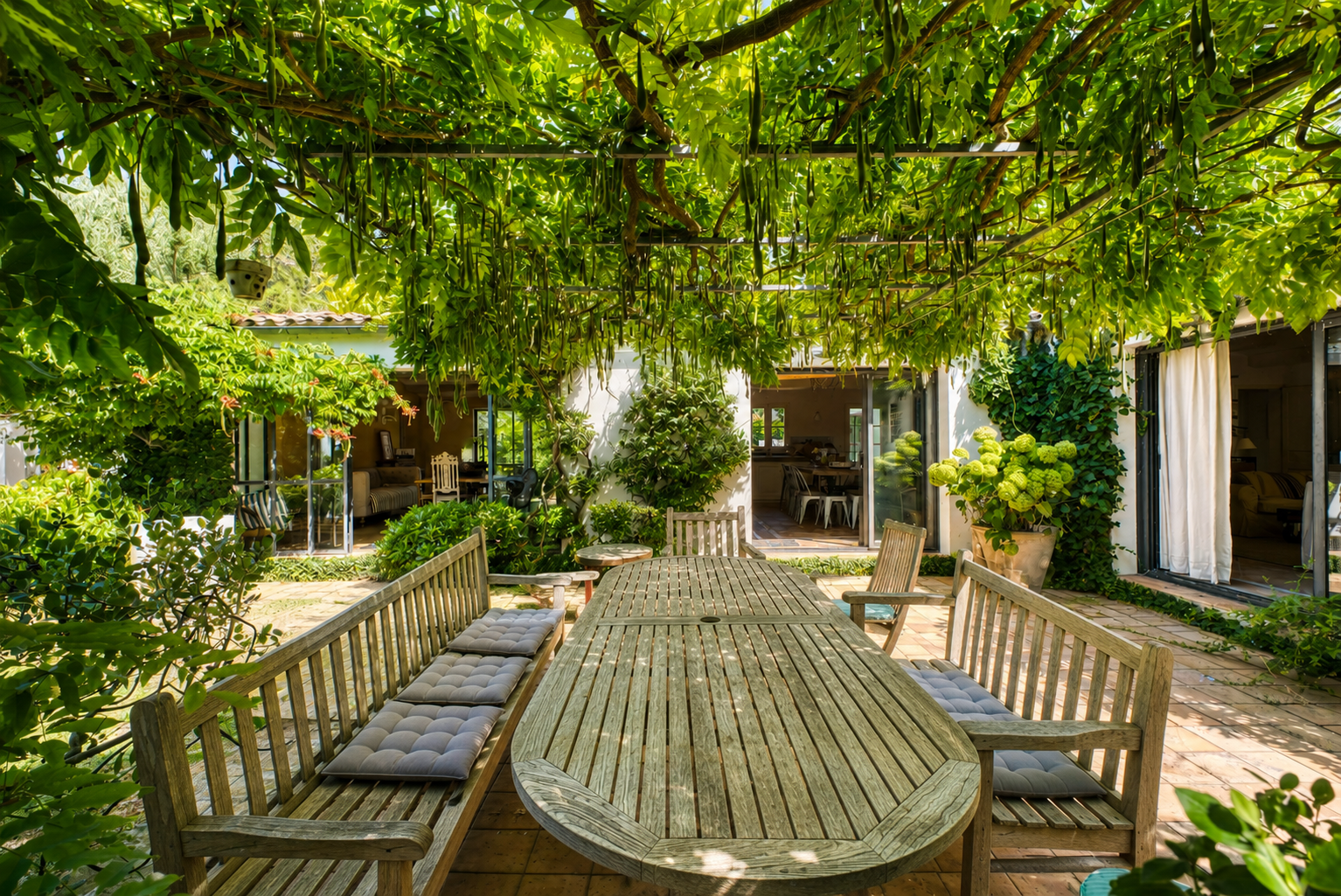 luxury house 9 Rooms for sale on LES PORTES EN RE (17880)