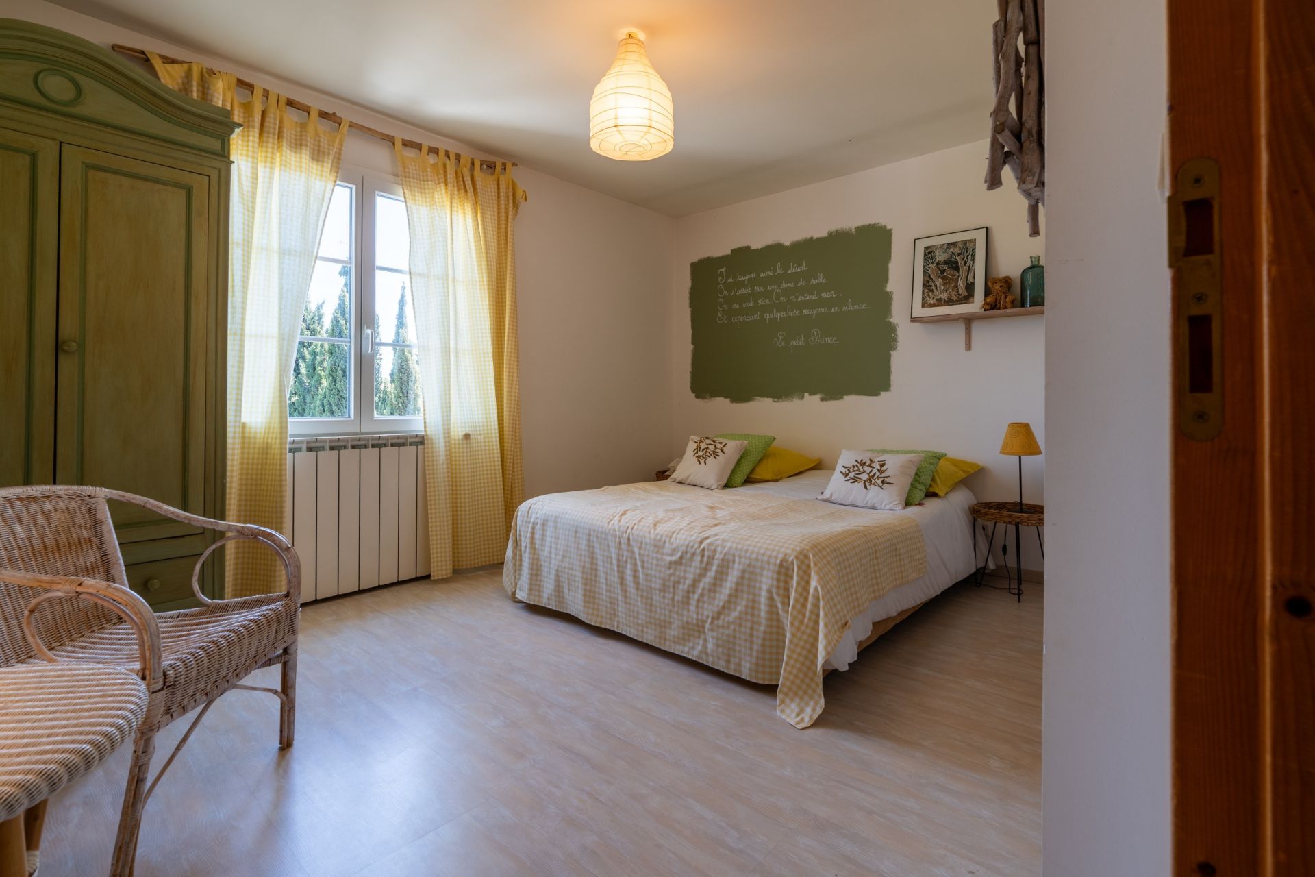 luxury house 8 Rooms for sale on LA PALME (11480)