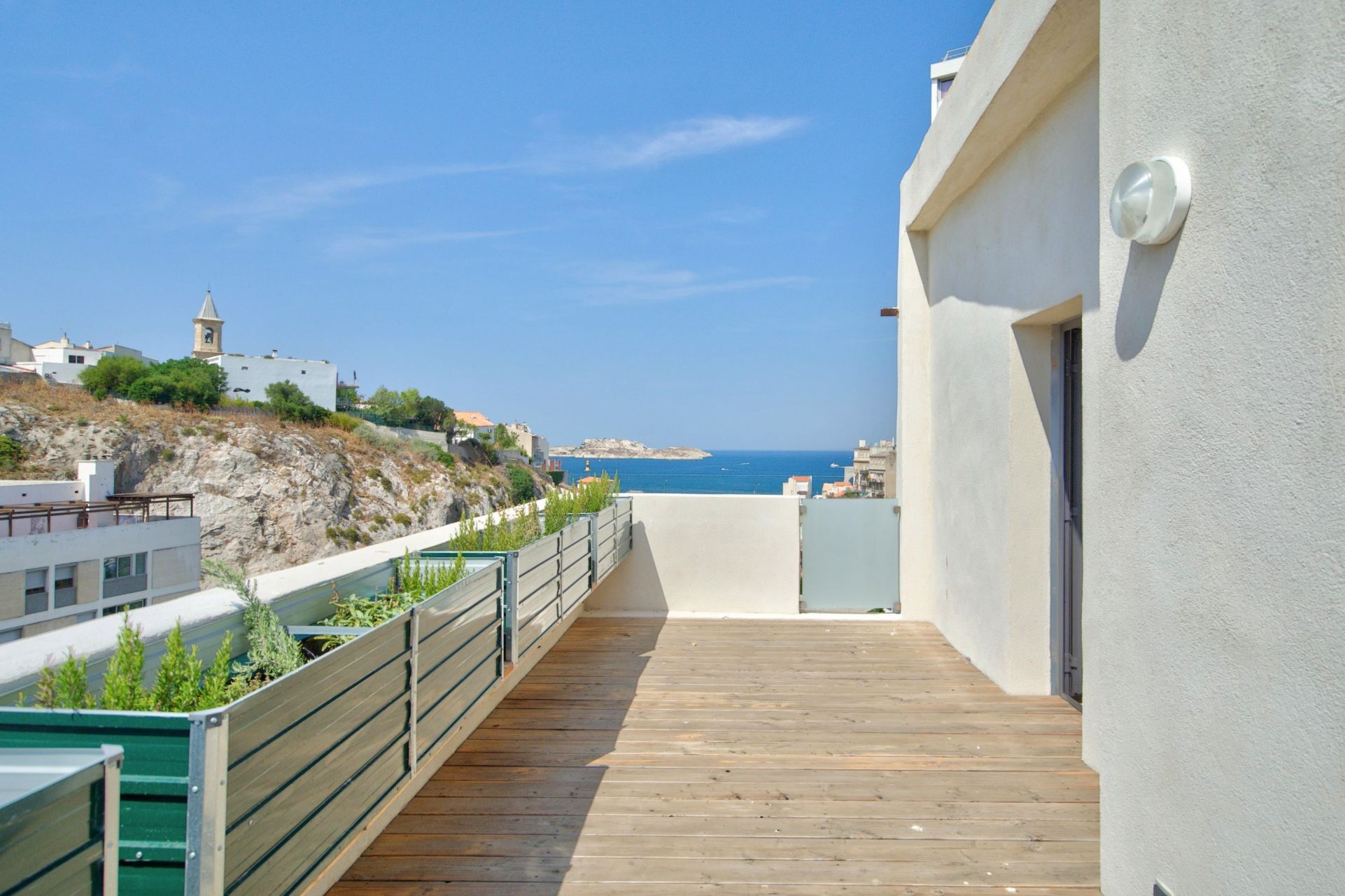 duplex de luxe 3 Pièces en vente sur MARSEILLE (13007)