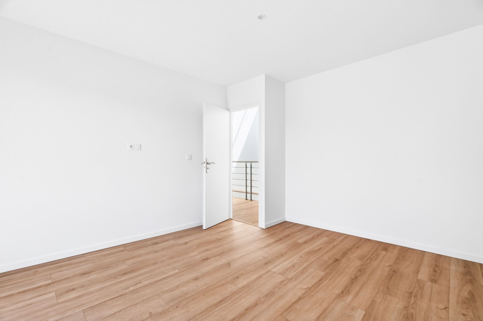 duplex de luxe 3 Pièces en vente sur MARSEILLE (13007)