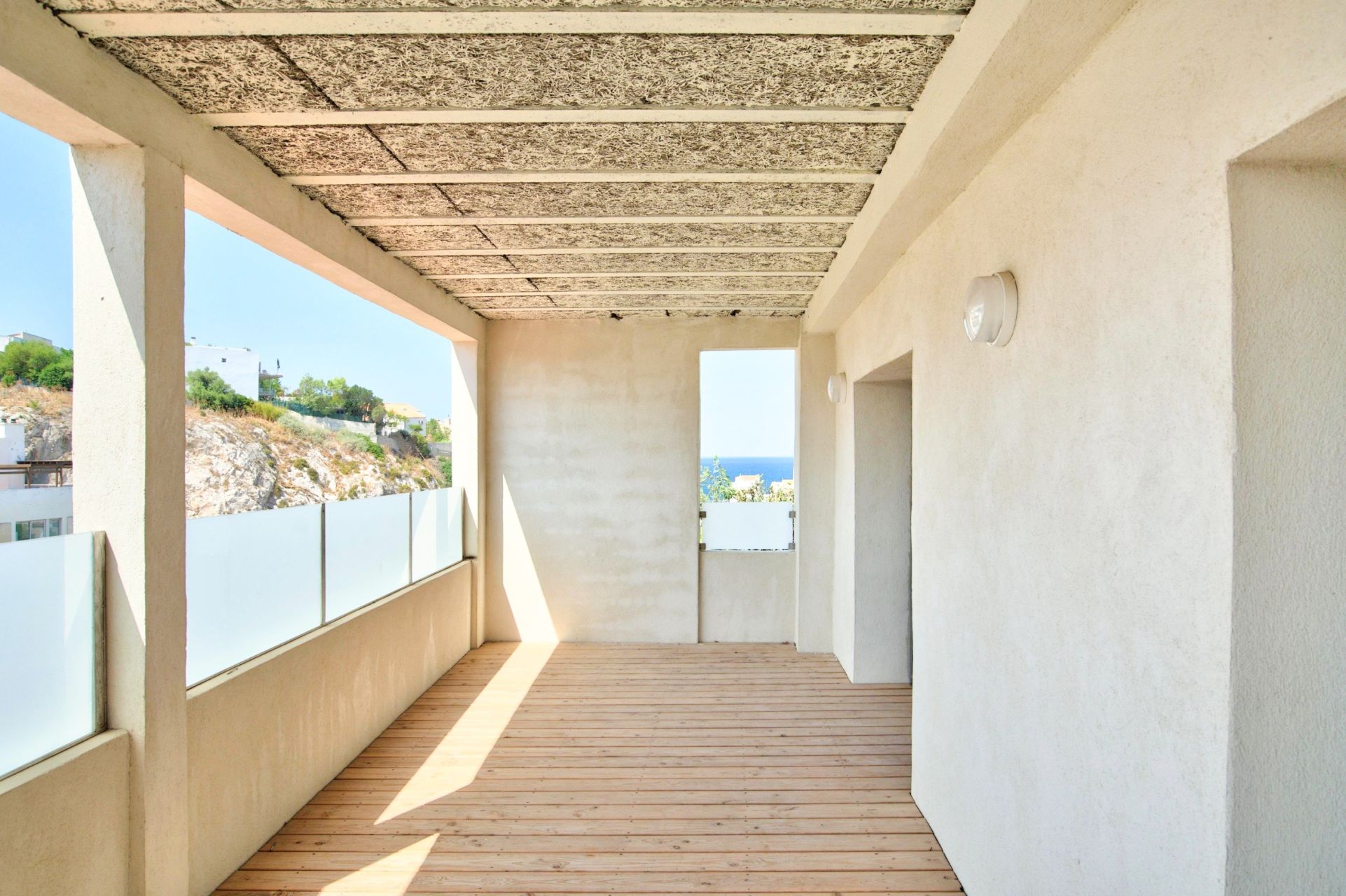 duplex de luxe 3 Pièces en vente sur MARSEILLE (13007)