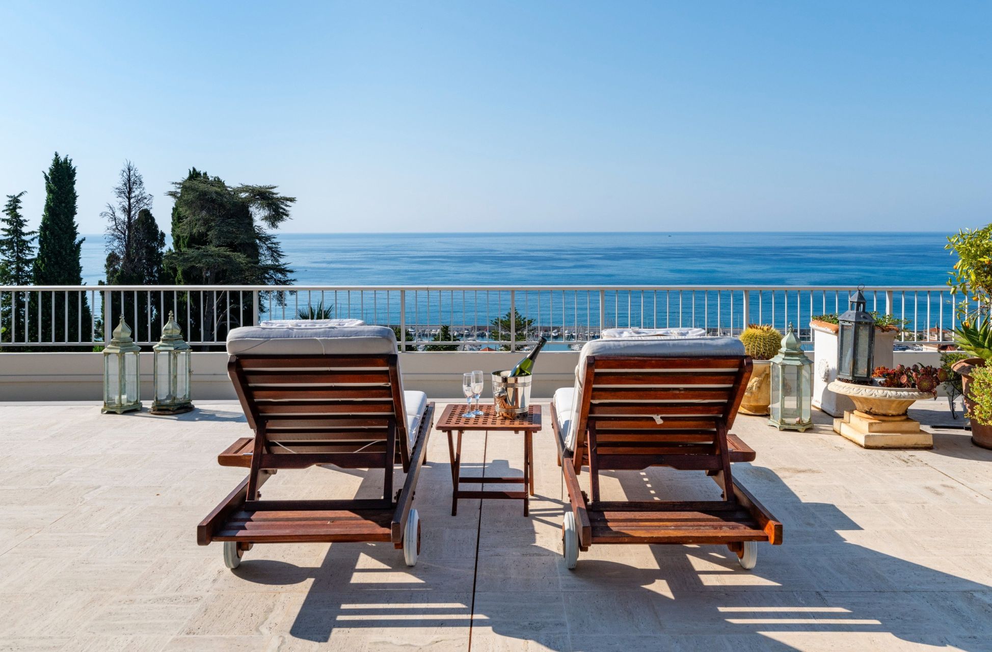 penthouse 7 Pièces en vente sur MENTON (06500)