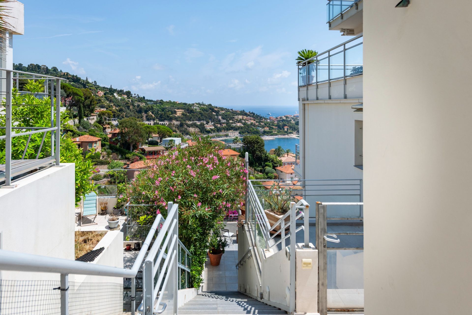 appartement de luxe 3 Pièces en vente sur VILLEFRANCHE SUR MER (06230)