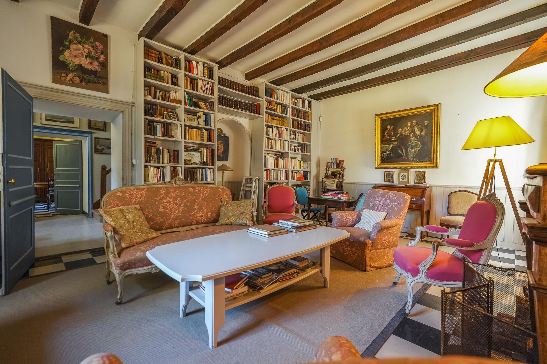 mansion 10 Rooms for sale on SURZUR (56450)