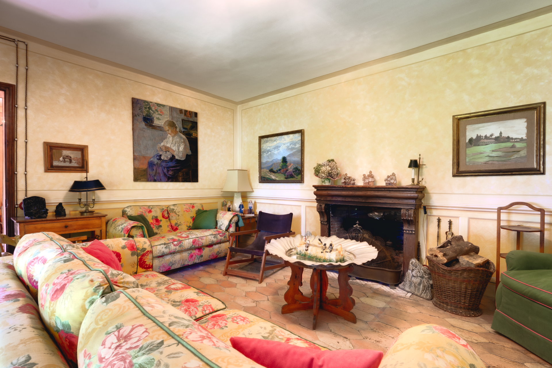 luxury provencale house 8 Rooms for sale on ROQUEBRUNE CAP MARTIN (06190)