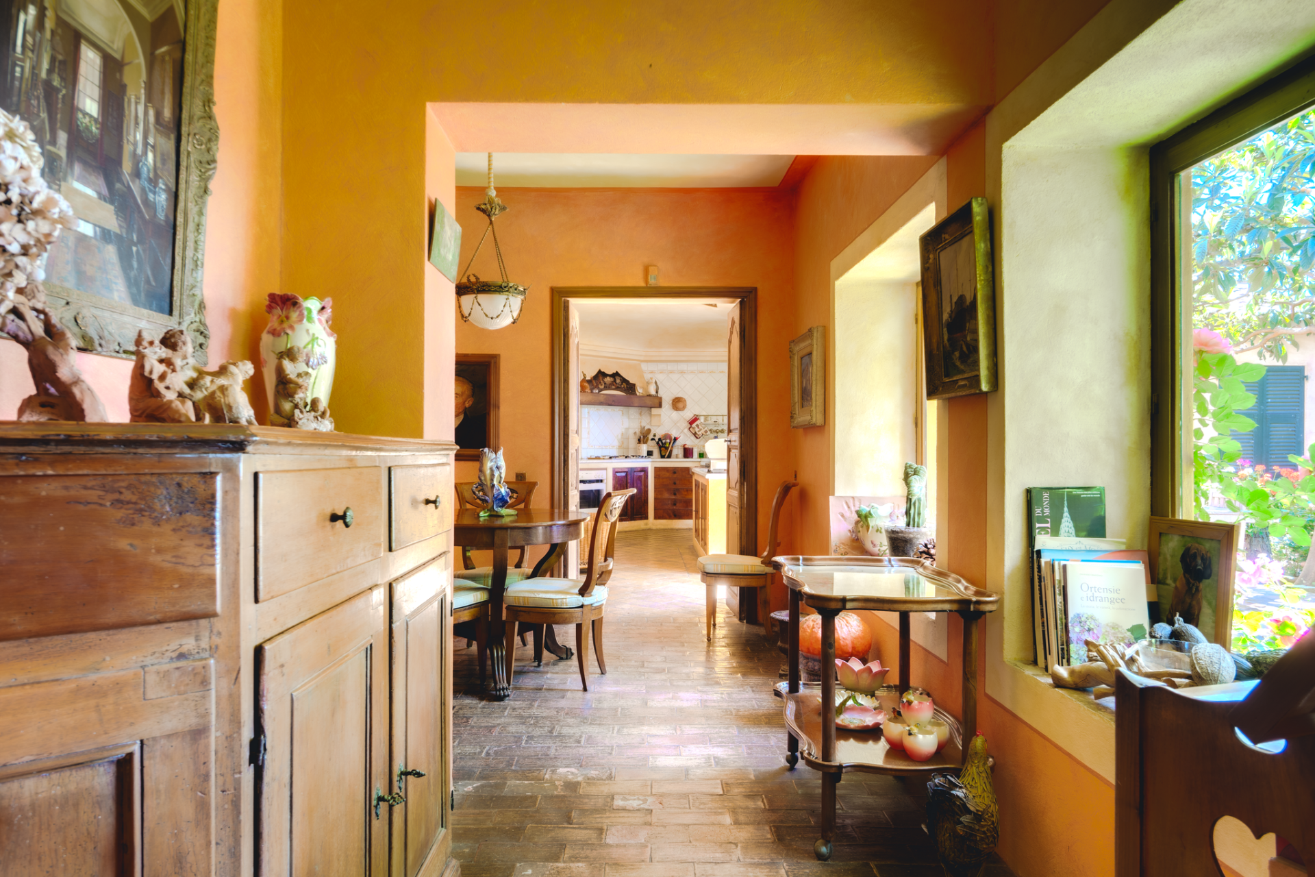 luxury provencale house 8 Rooms for sale on ROQUEBRUNE CAP MARTIN (06190)