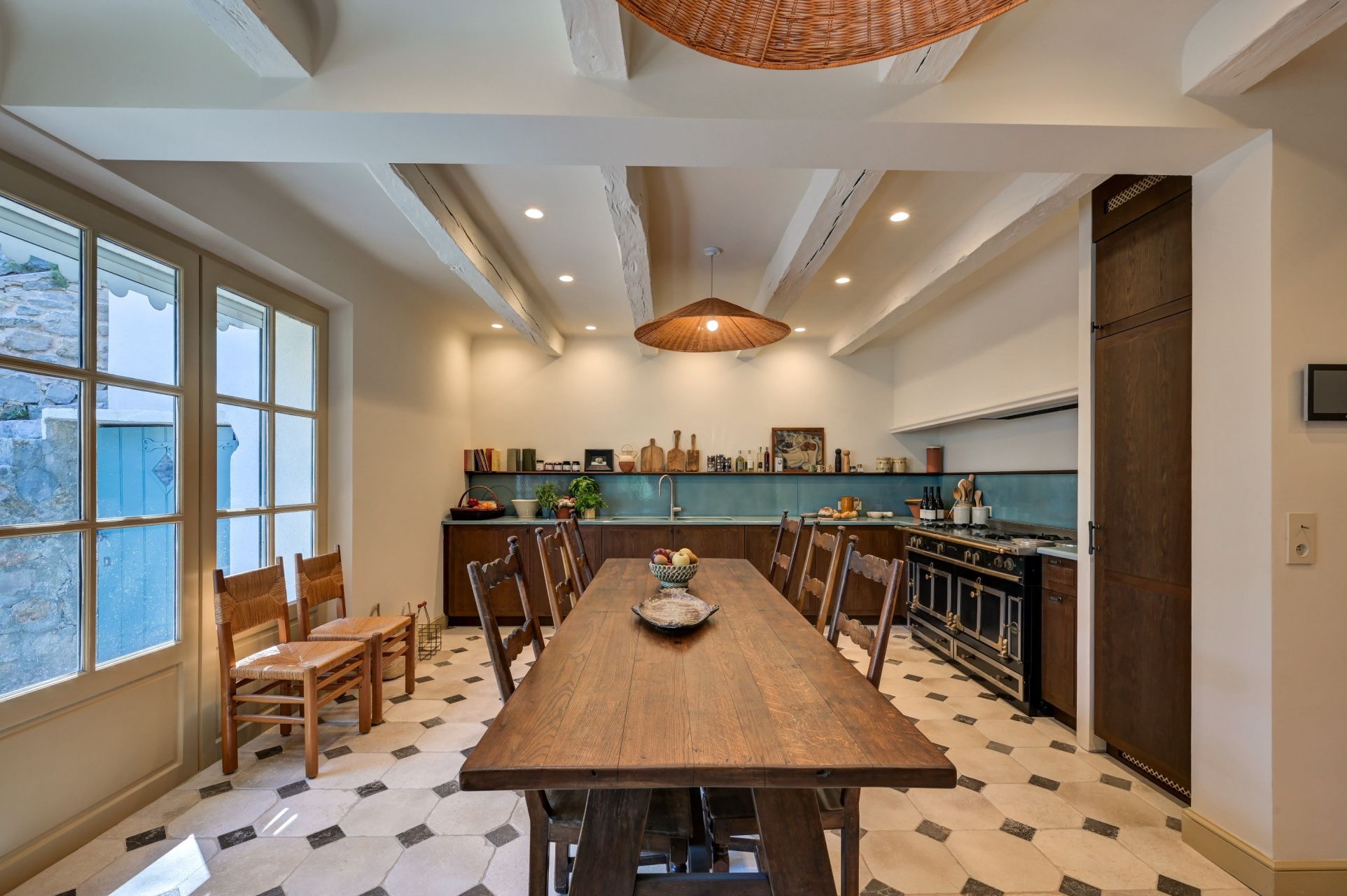 maison de luxe 13 Pièces en location saisonnière sur LE THOLONET (13100)