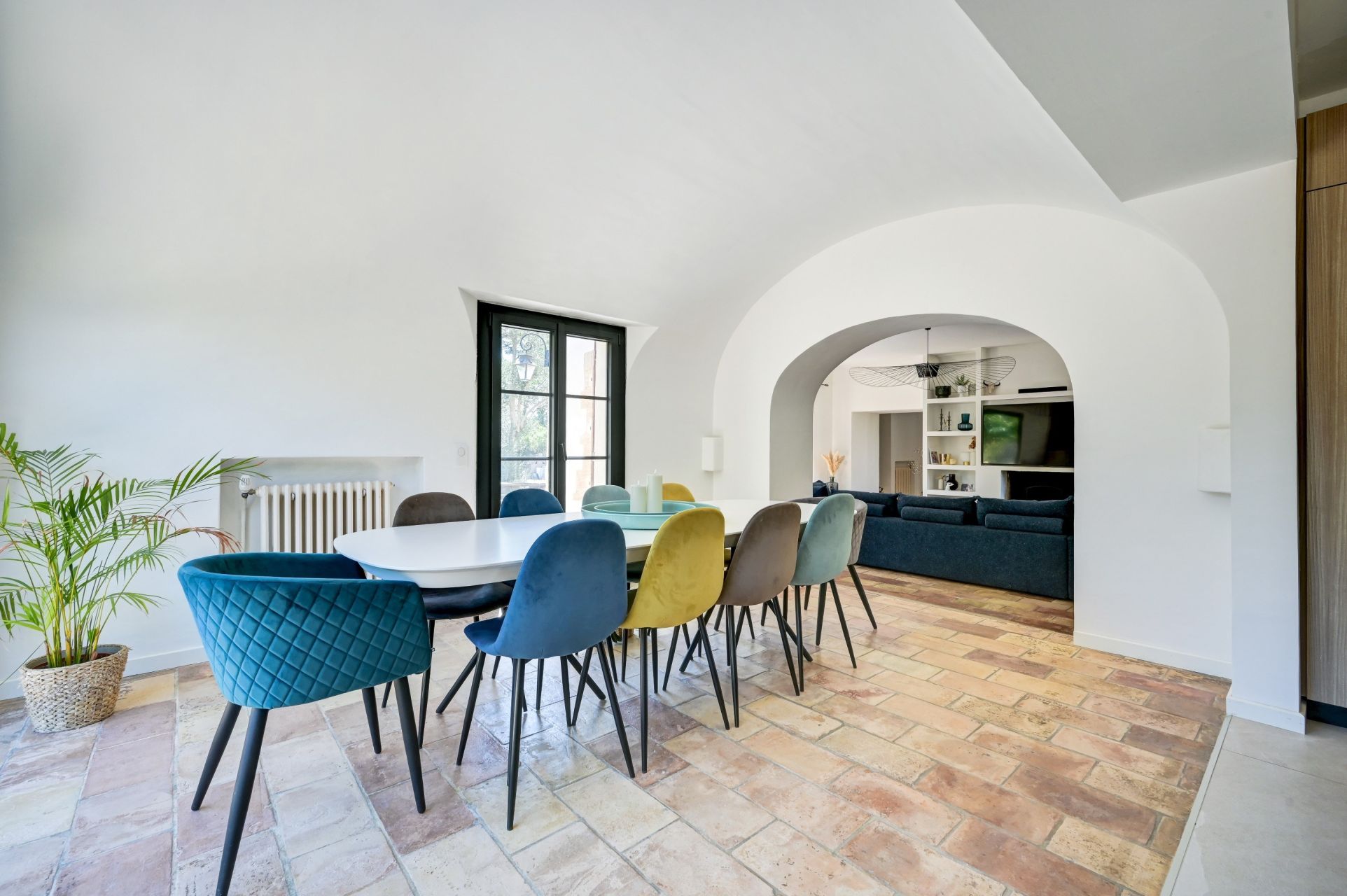 luxury house 7 Rooms for sale on AIX EN PROVENCE (13100)
