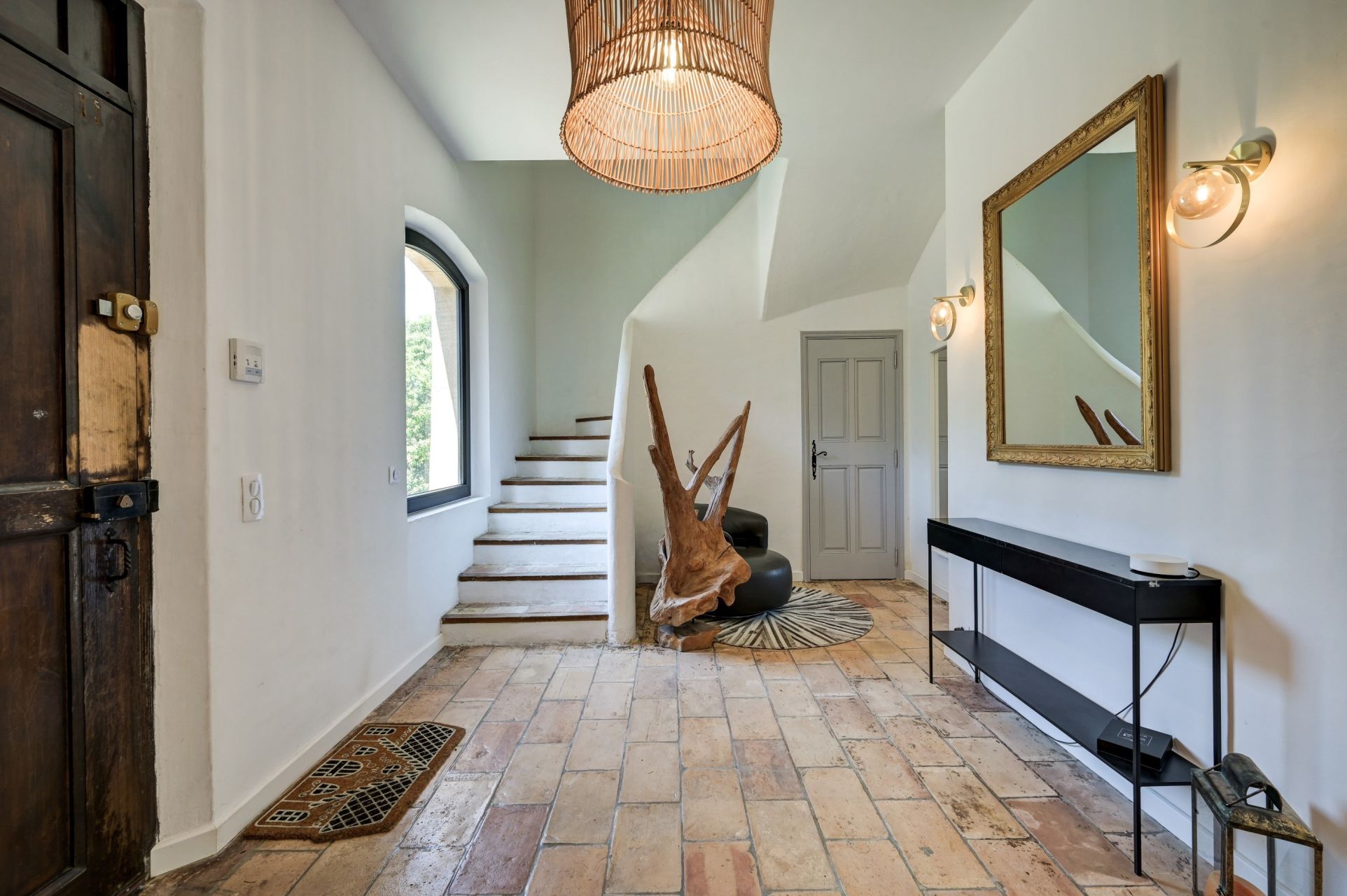 luxury house 7 Rooms for sale on AIX EN PROVENCE (13100)
