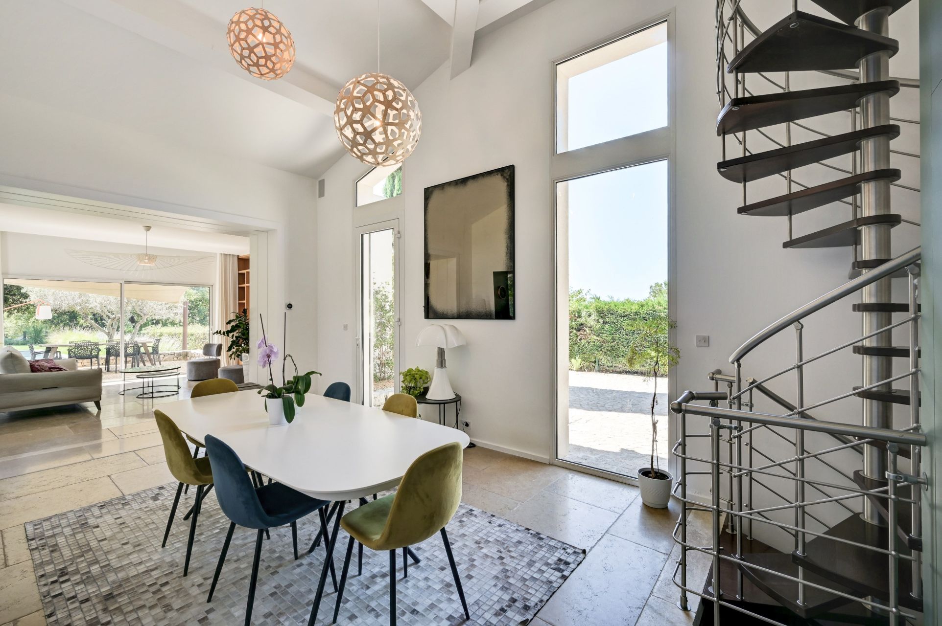 luxury house 6 Rooms for sale on AIX EN PROVENCE (13100)