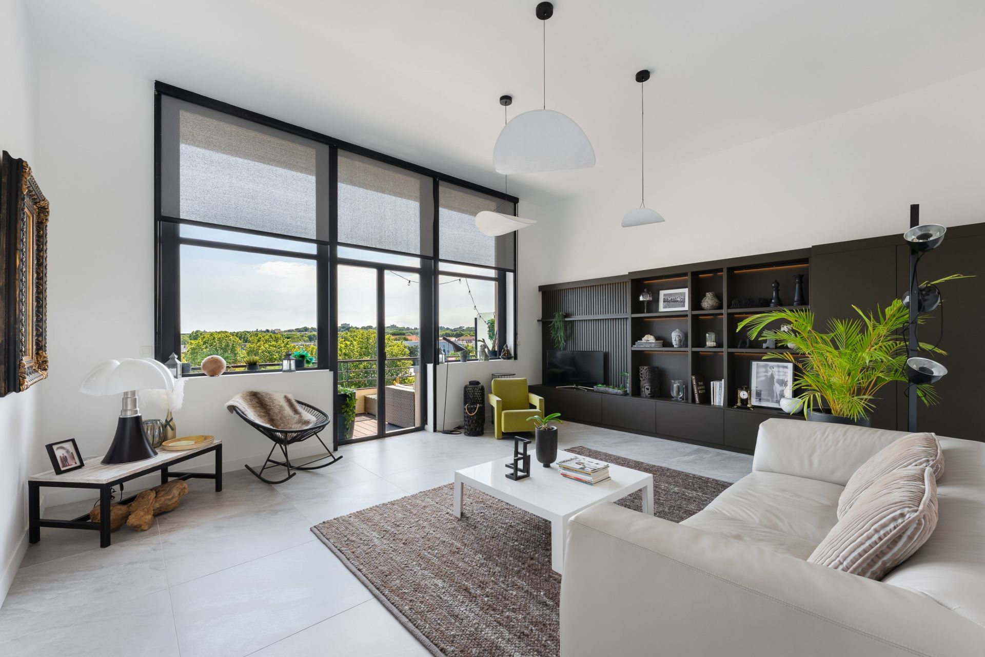 luxury apartment 4 Rooms for sale on MONTPELLIER (34000)