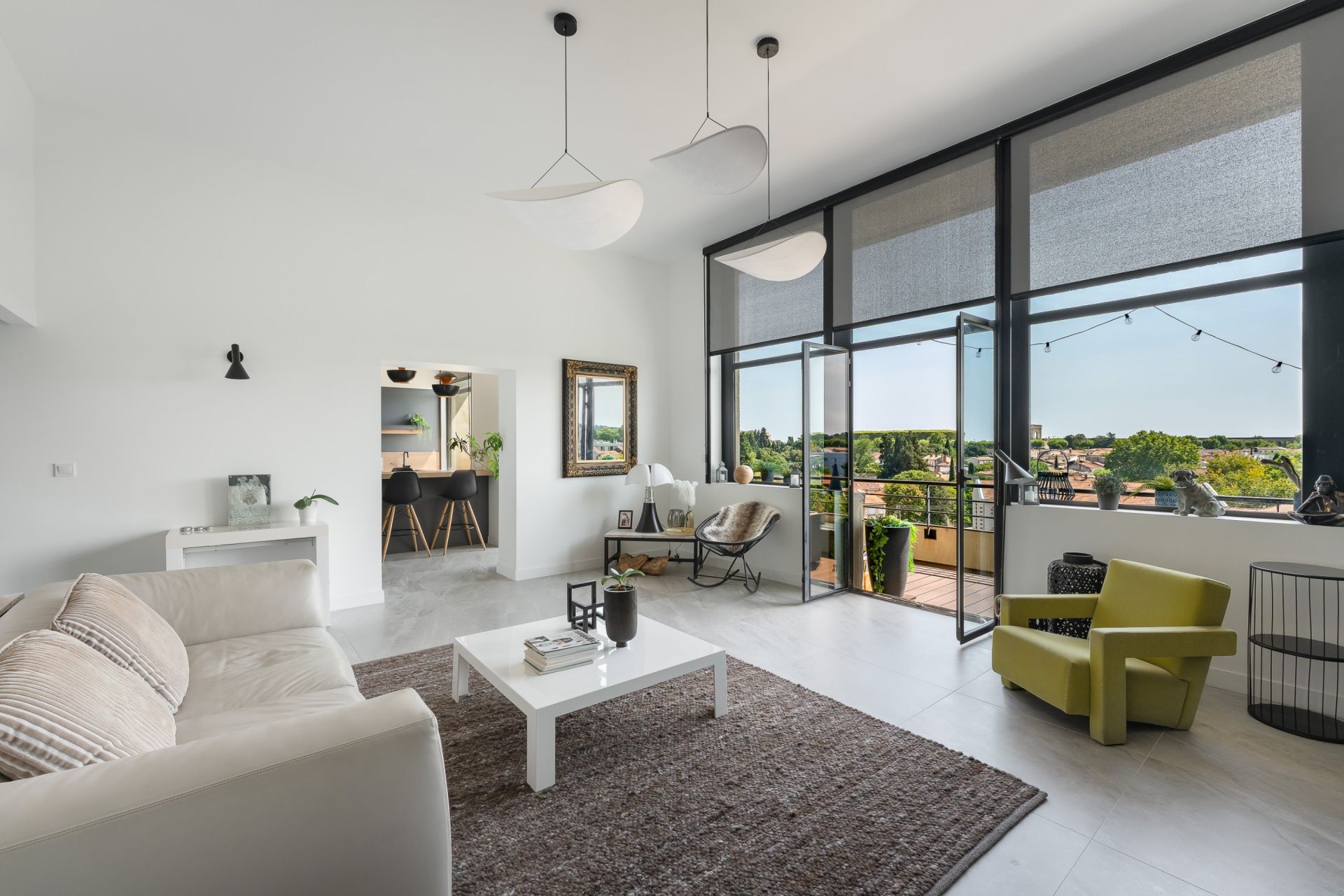 luxury apartment 4 Rooms for sale on MONTPELLIER (34000)