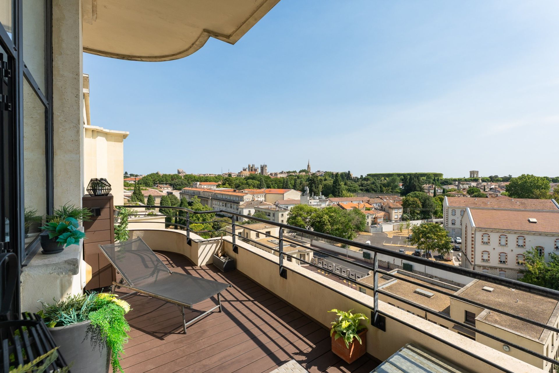 luxury apartment 4 Rooms for sale on MONTPELLIER (34000)