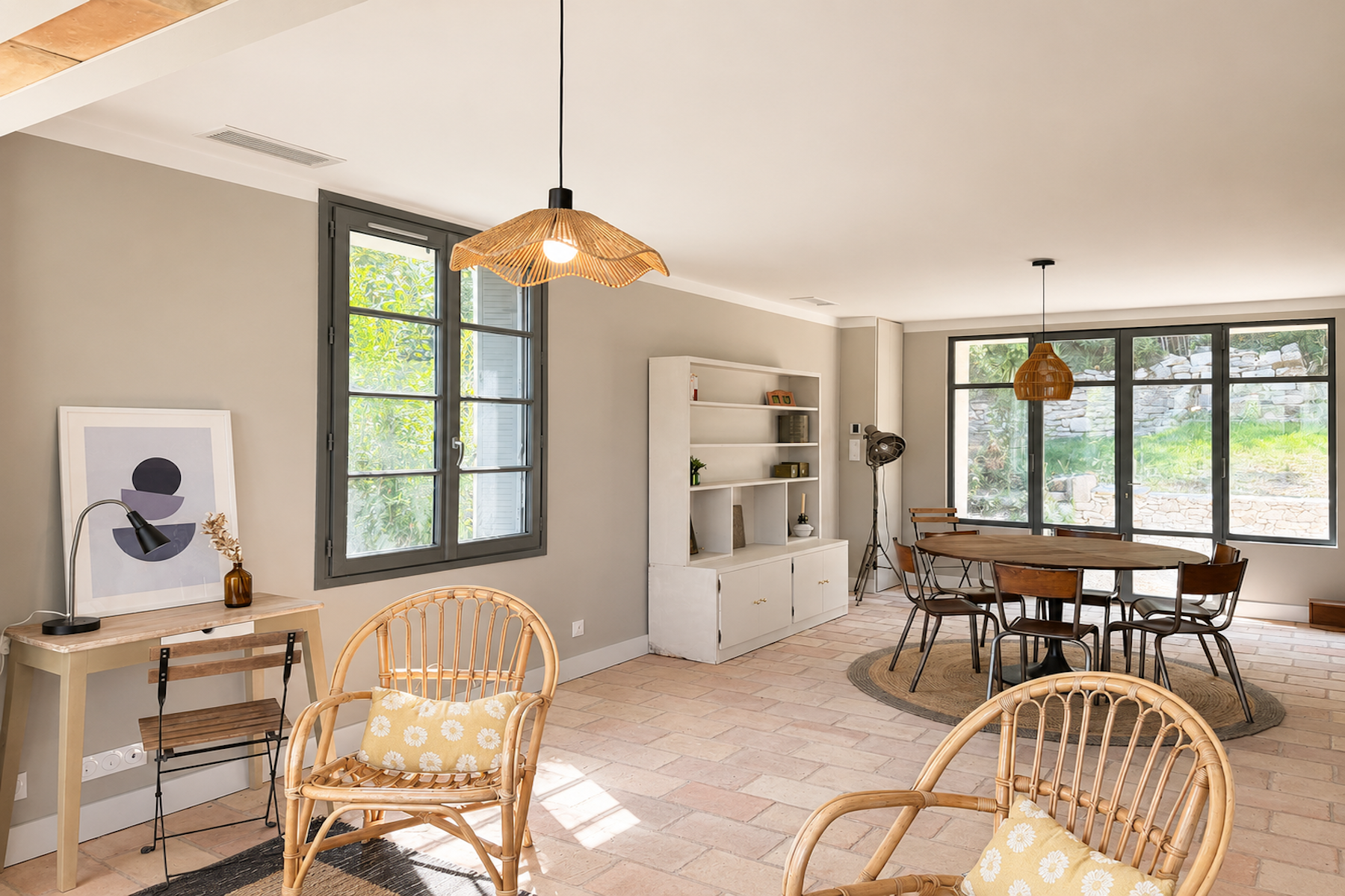 luxury house 5 Rooms for sale on UZES (30700)