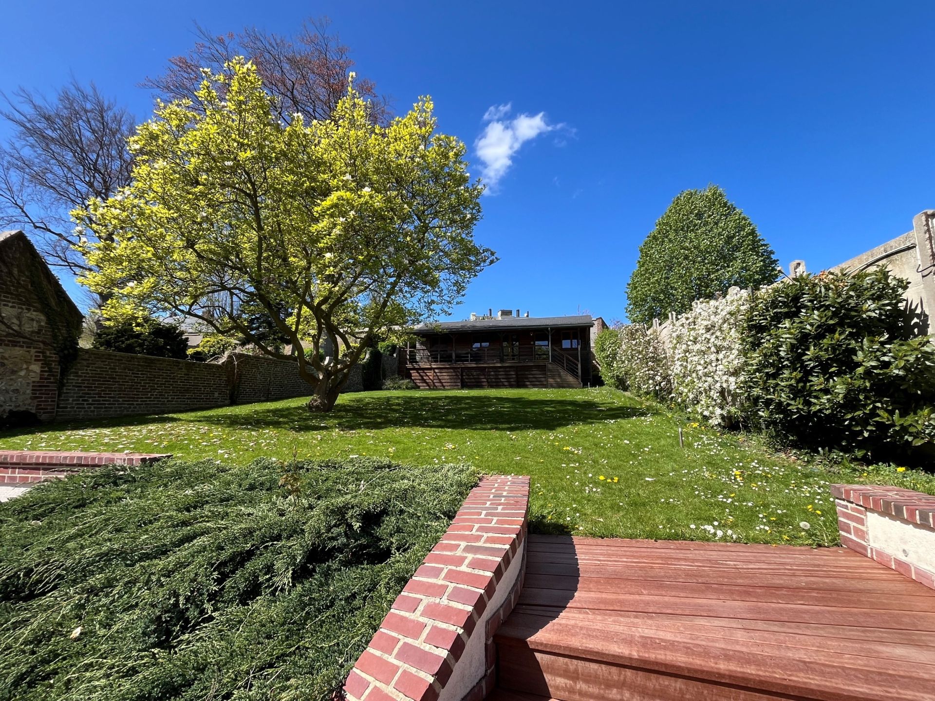 luxury house 11 Rooms for sale on FECAMP (76400)