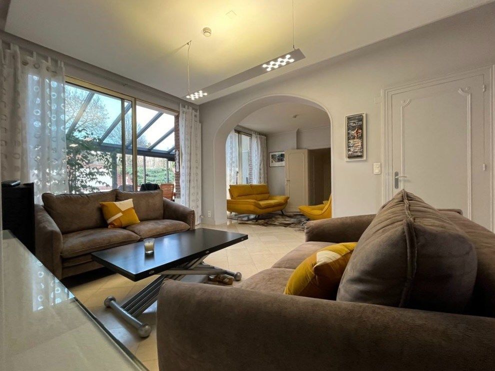 luxury house 11 Rooms for sale on FECAMP (76400)