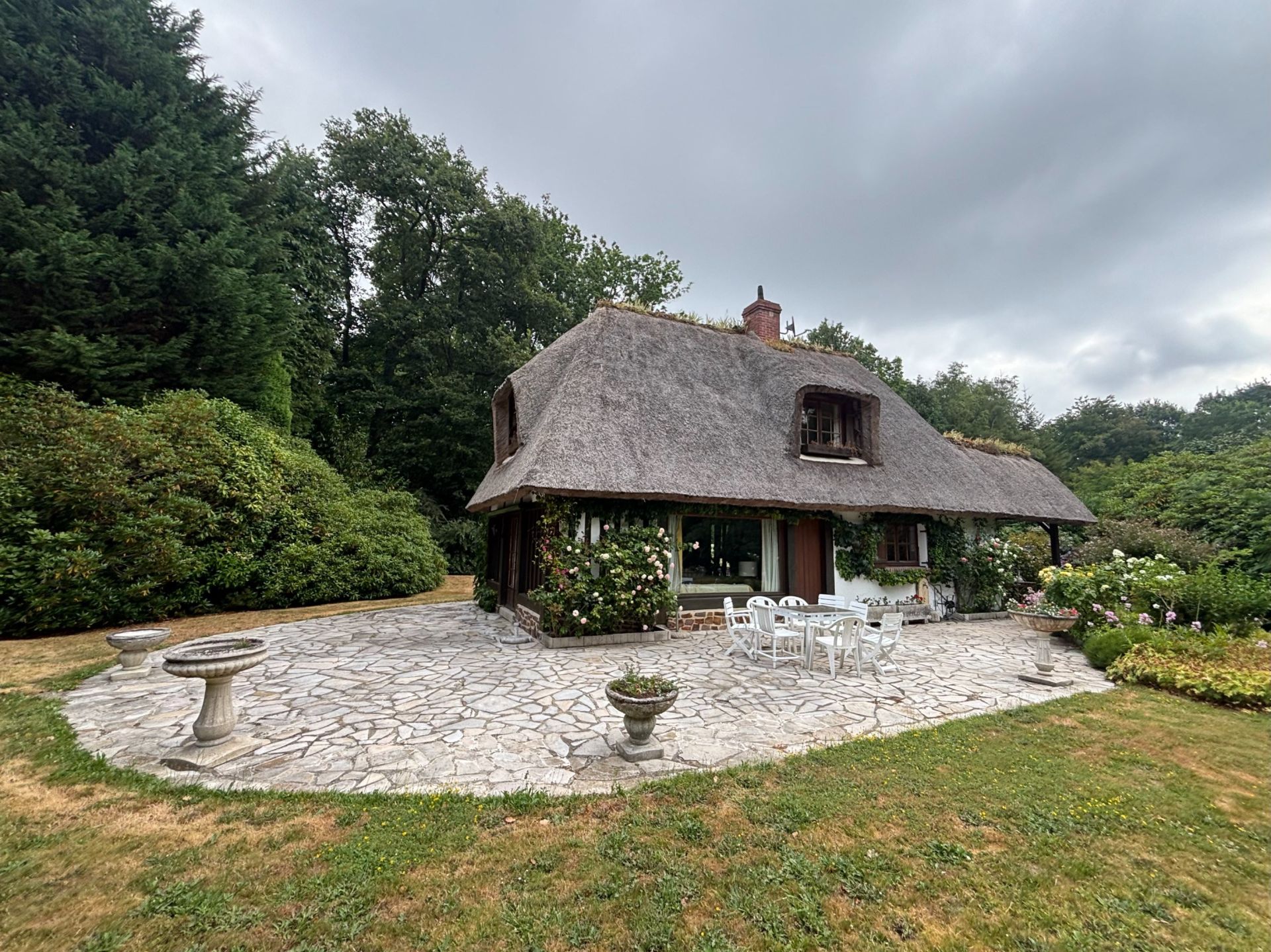 luxury house 5 Rooms for sale on ST GATIEN DES BOIS (14130)