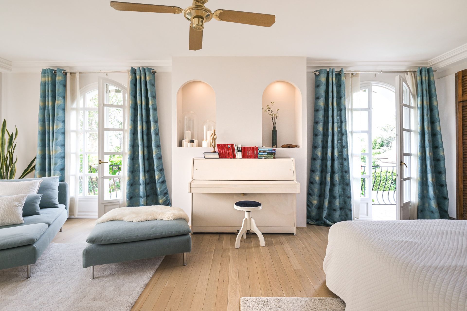 luxury house 7 Rooms for sale on HENDAYE (64700)