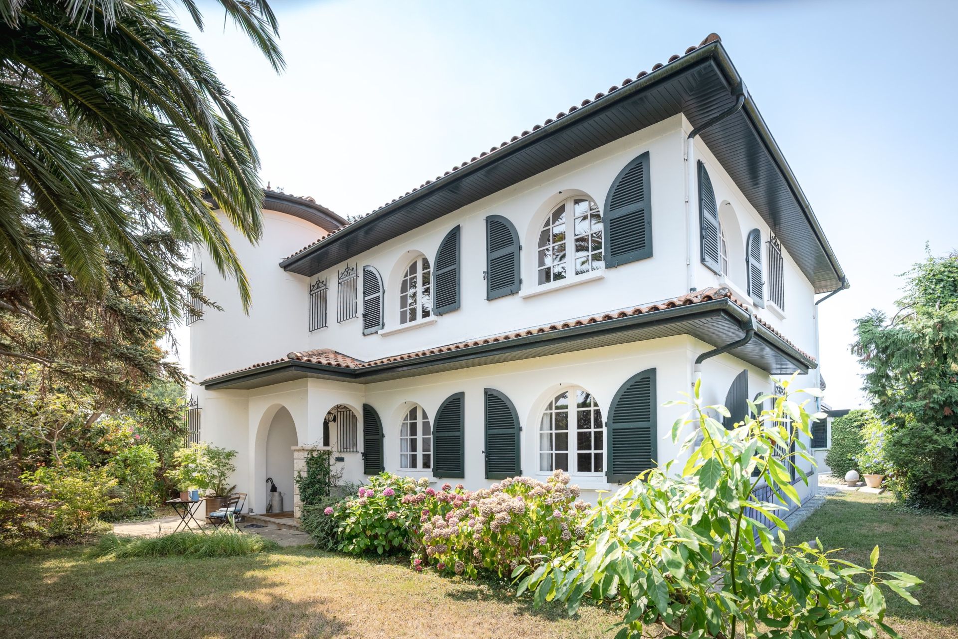 luxury house 7 Rooms for sale on HENDAYE (64700)