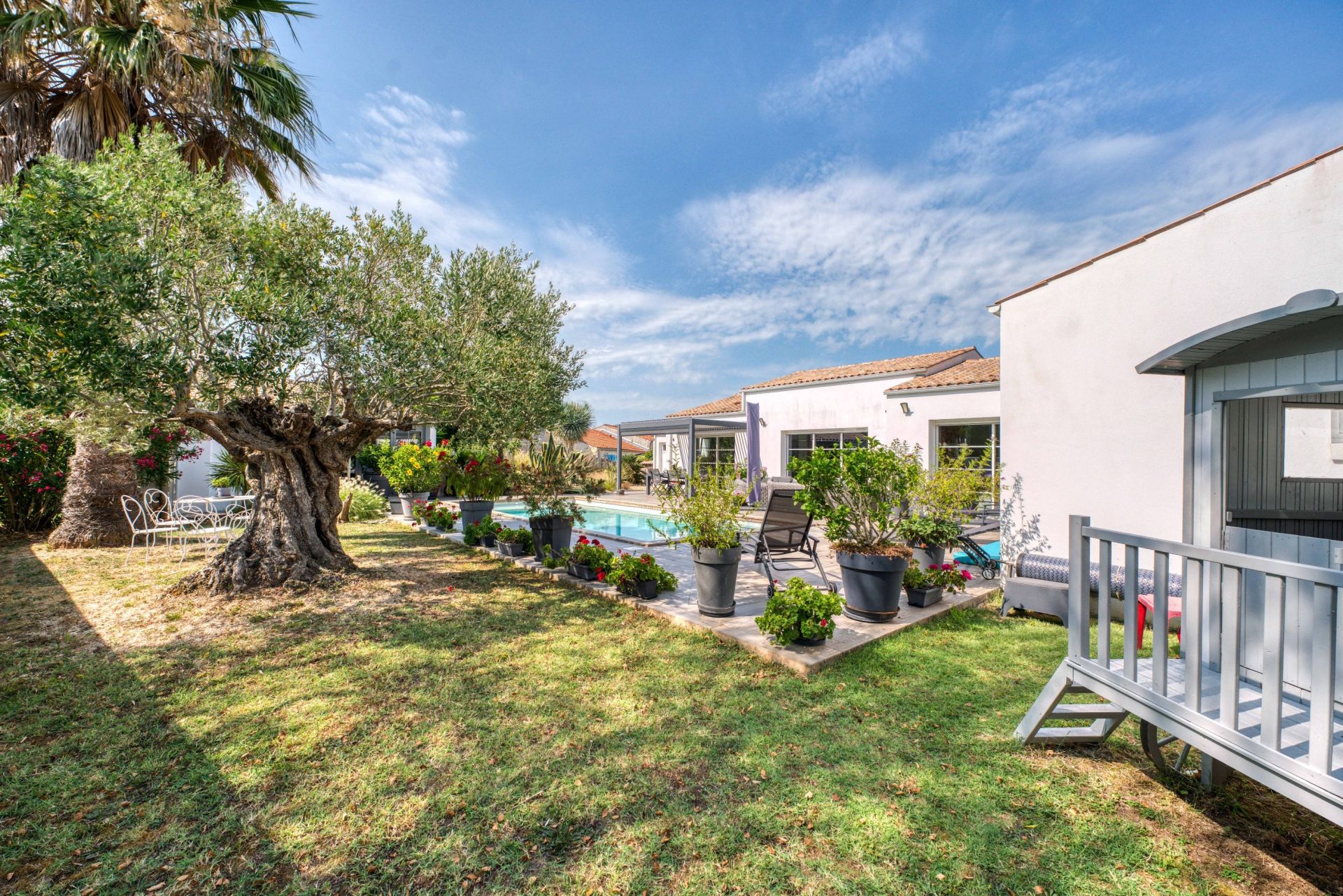 luxury house 5 Rooms for sale on LE GRAND VILLAGE PLAGE (17370)