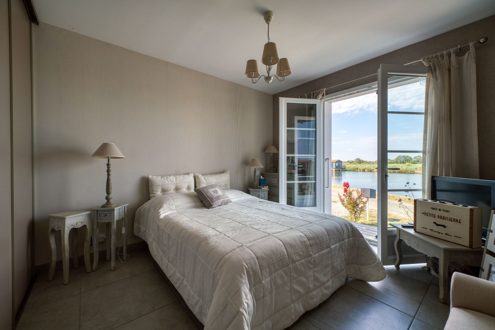 luxury house 5 Rooms for sale on LE GRAND VILLAGE PLAGE (17370)