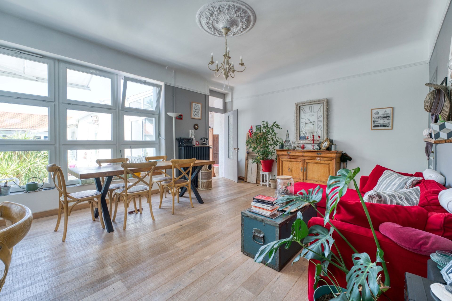 luxury house 7 Rooms for sale on BOURCEFRANC LE CHAPUS (17560)