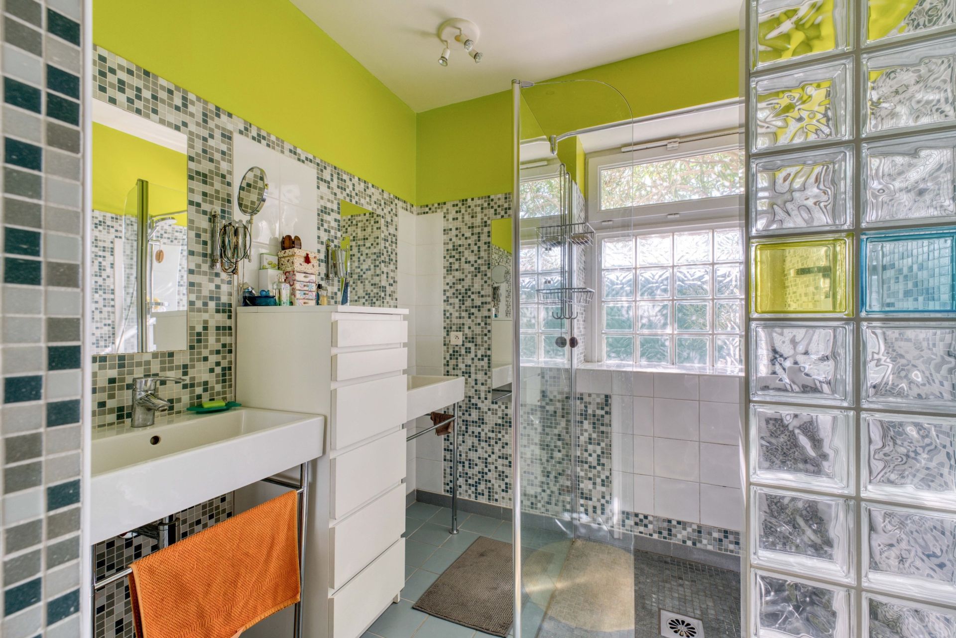 luxury house 7 Rooms for sale on BOURCEFRANC LE CHAPUS (17560)