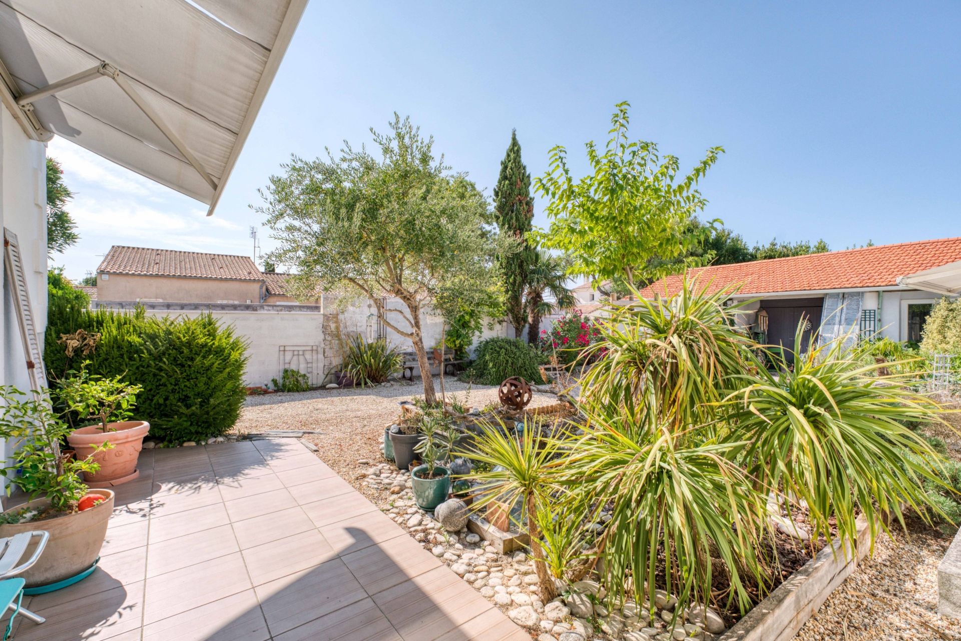 luxury house 7 Rooms for sale on BOURCEFRANC LE CHAPUS (17560)