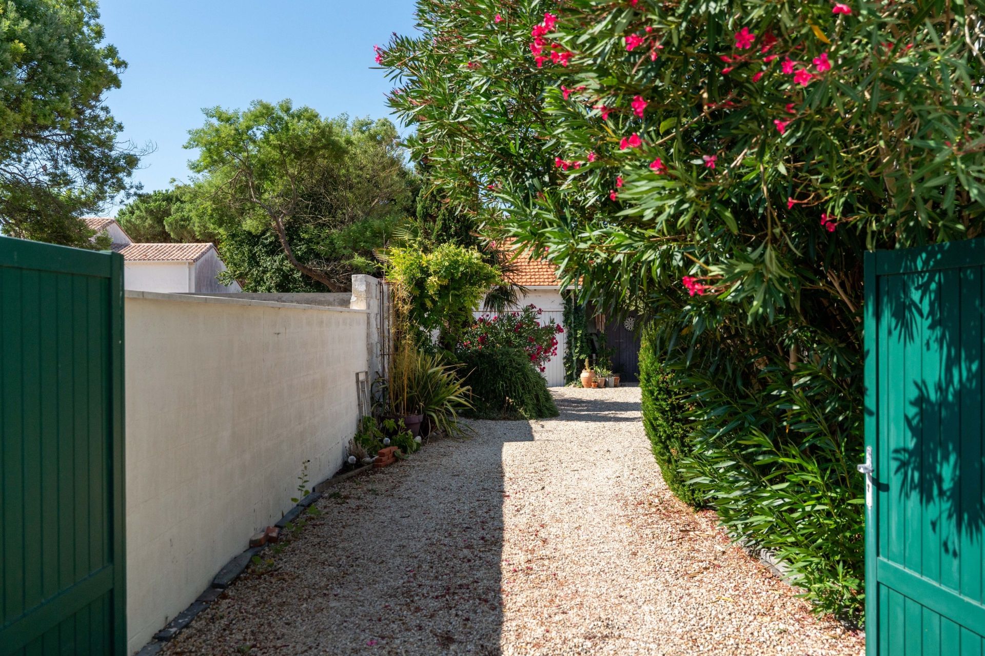 luxury house 7 Rooms for sale on BOURCEFRANC LE CHAPUS (17560)