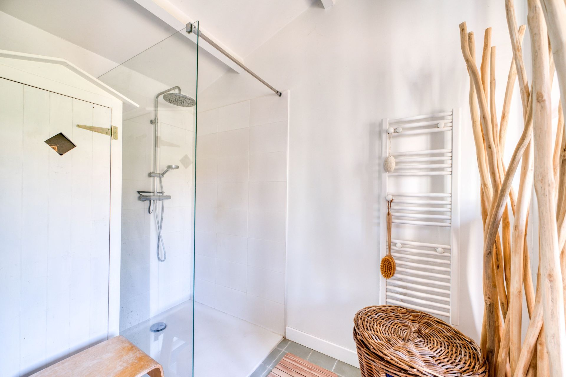 luxury house 4 Rooms for sale on ST DENIS D OLERON (17650)
