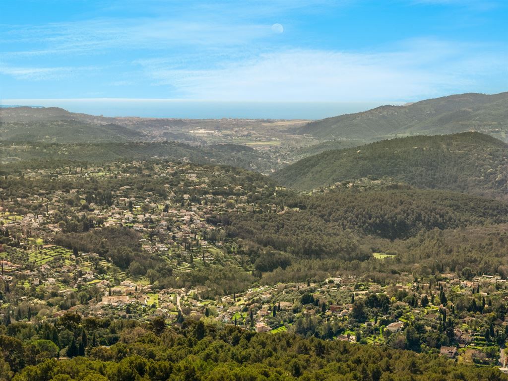 villa de luxe 5 Pièces en vente sur CABRIS (06530)
