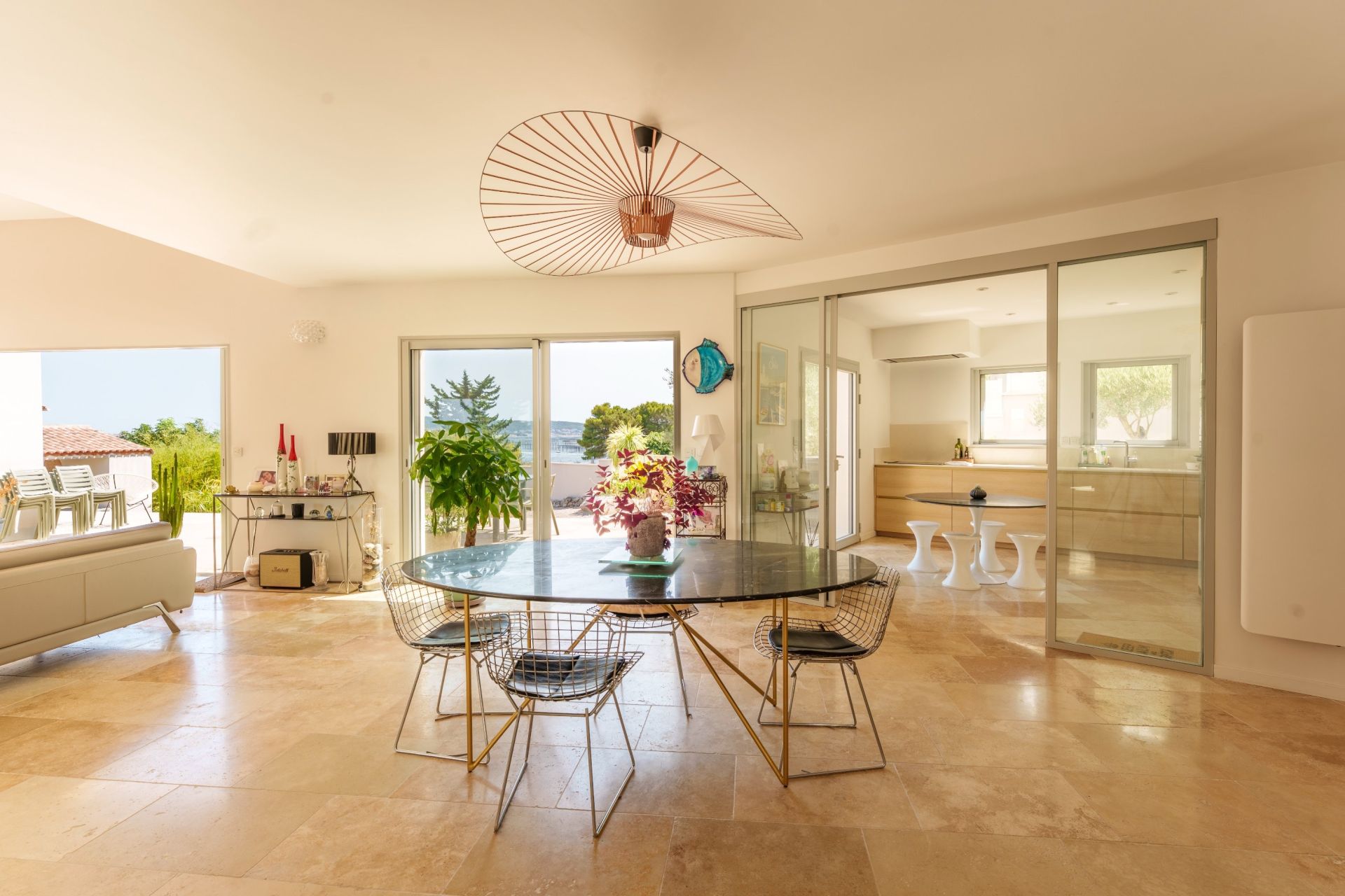 luxury villa 5 Rooms for sale on BOUZIGUES (34140)