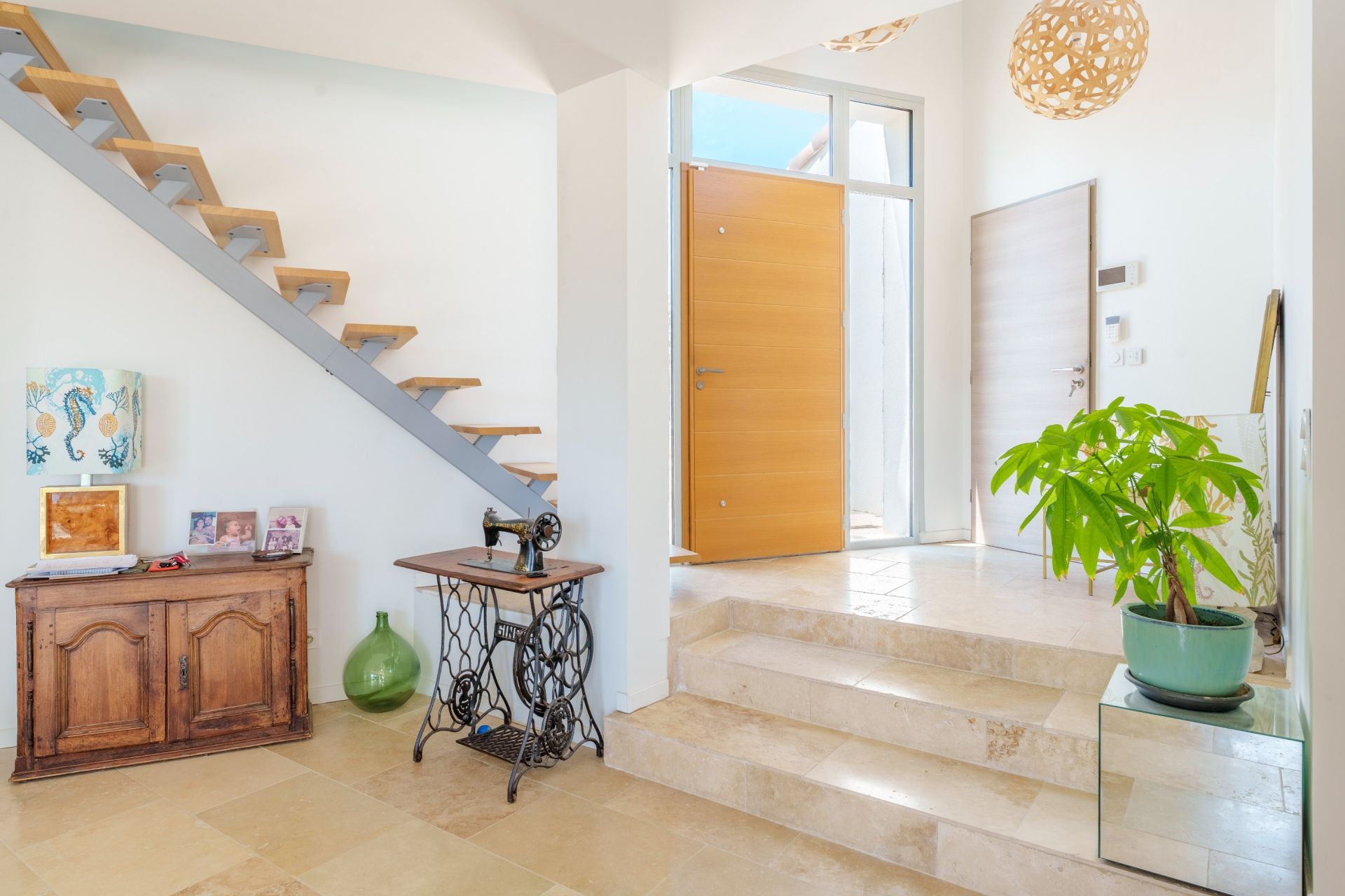 luxury villa 5 Rooms for sale on BOUZIGUES (34140)