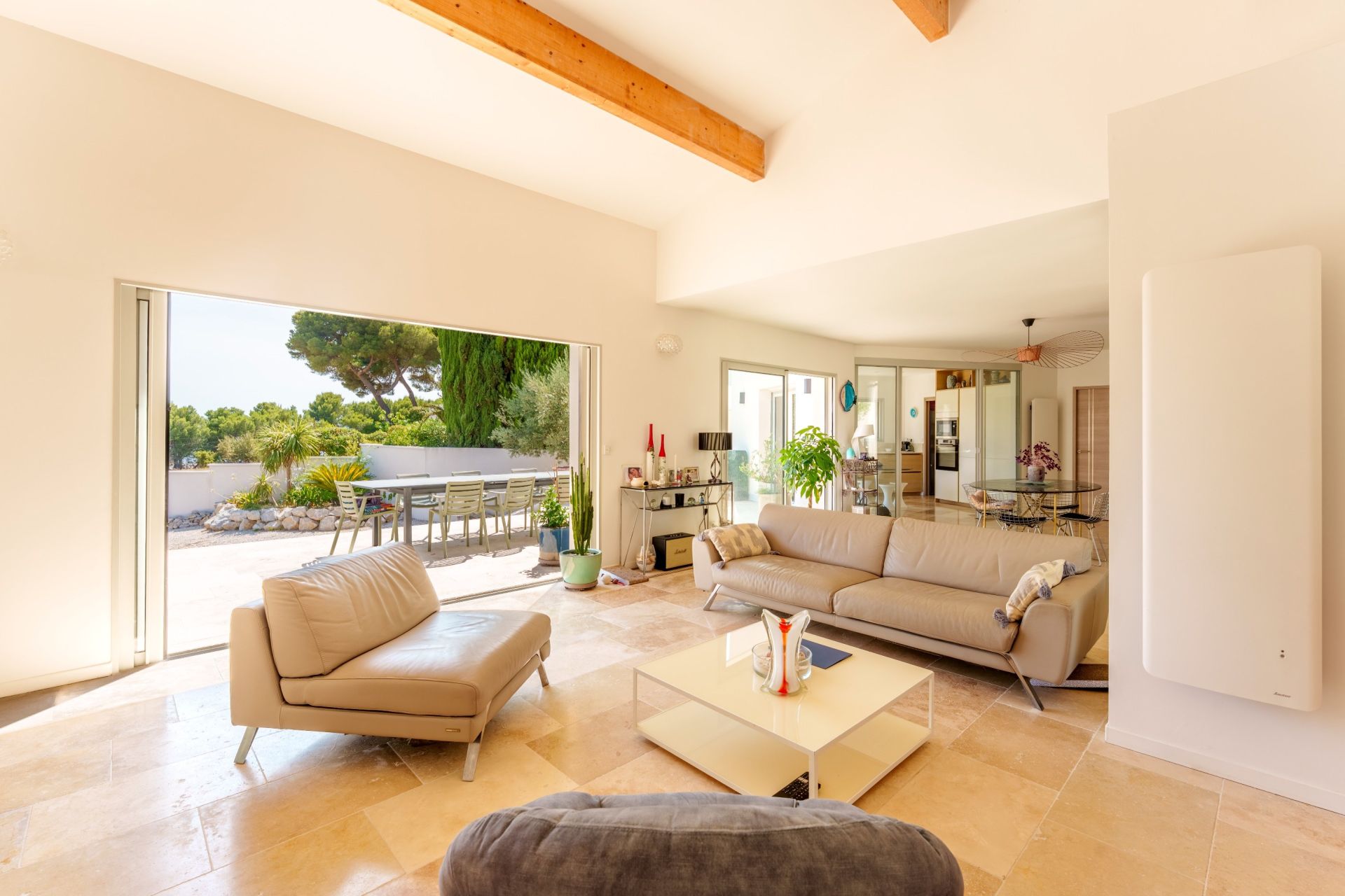 luxury villa 5 Rooms for sale on BOUZIGUES (34140)