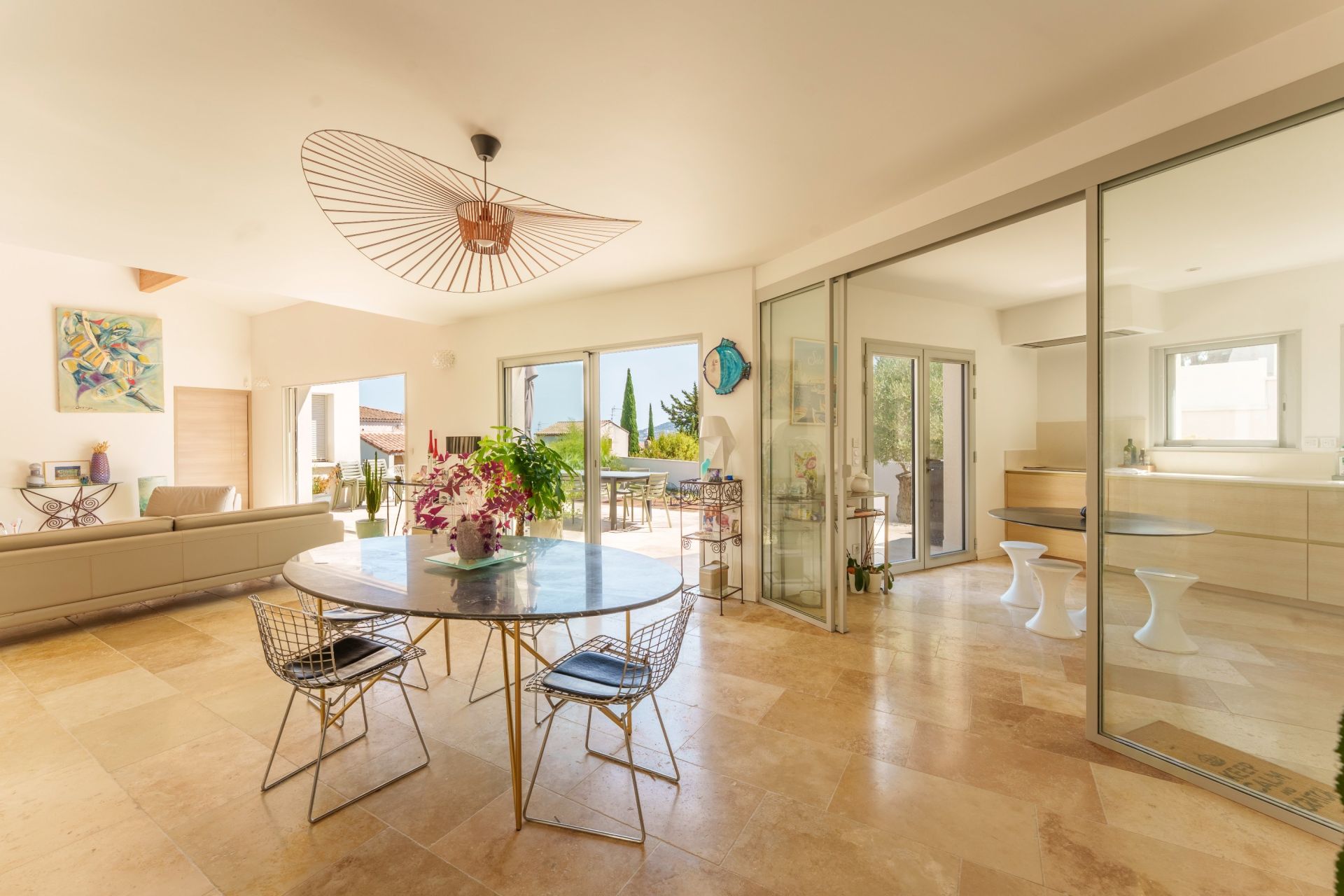luxury villa 5 Rooms for sale on BOUZIGUES (34140)