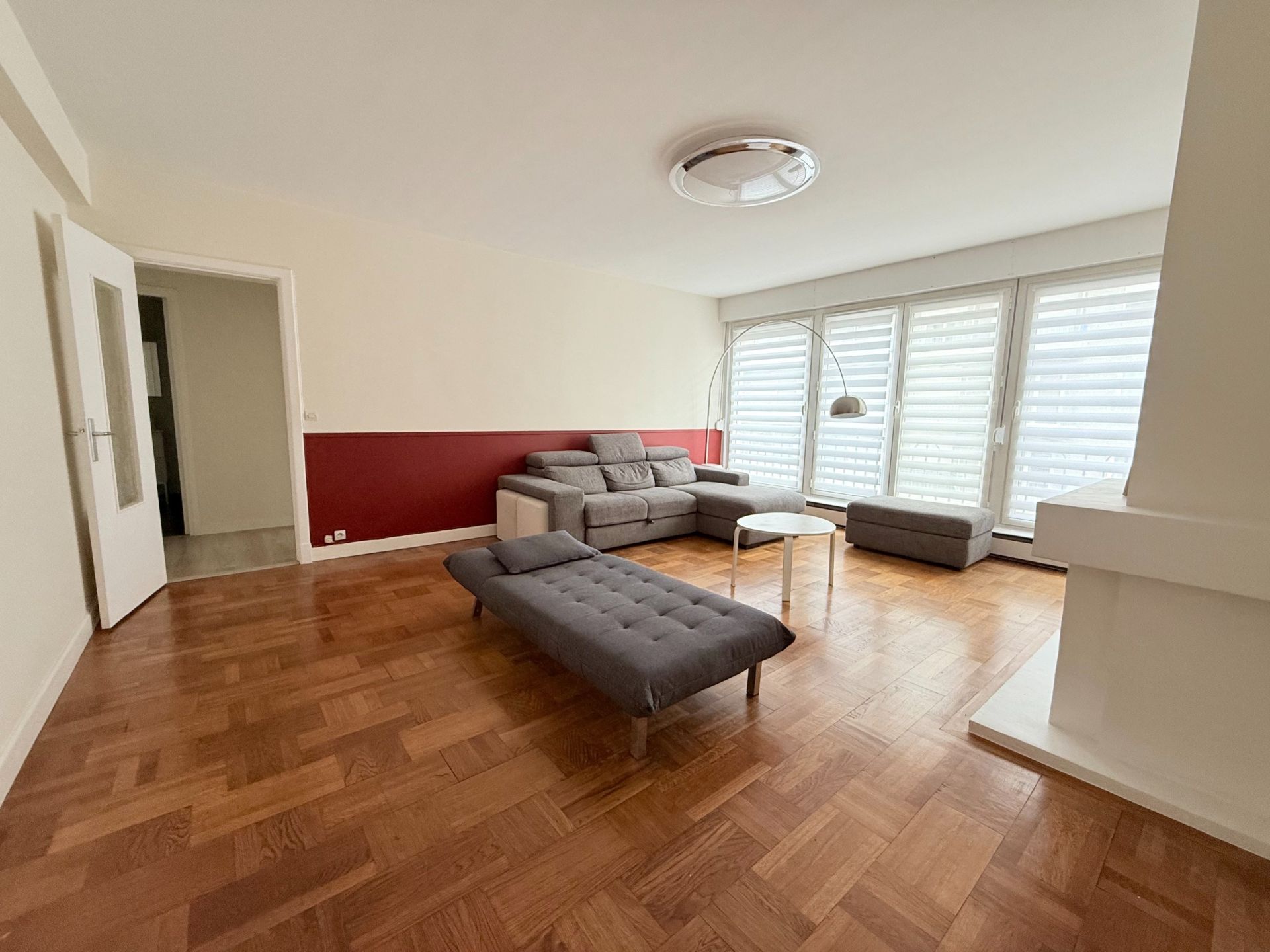 luxury apartment 4 Rooms for rent on LILLE (59800)