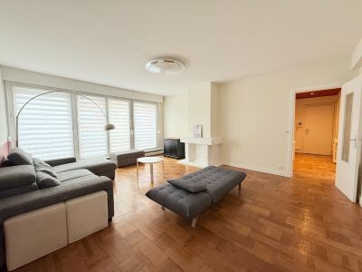 Rental Luxury apartment Lille 4&nbsp;Rooms 105&nbsp;m²