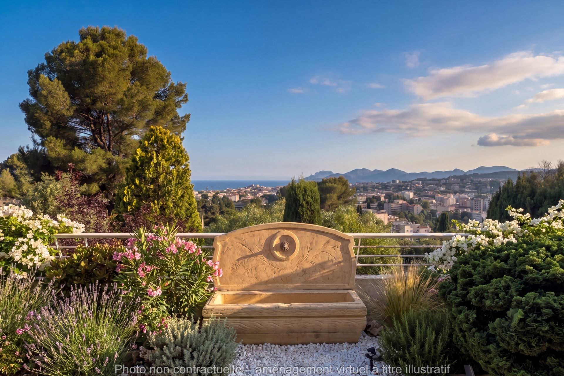 luxury apartment 5 Rooms for sale on LE CANNET (06110)