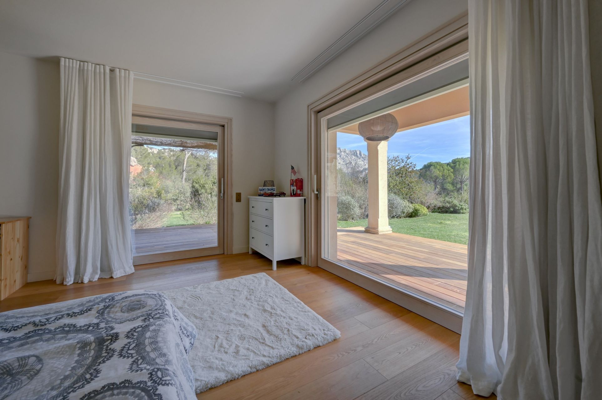 luxury house 10 Rooms for sale on AIX EN PROVENCE (13100)