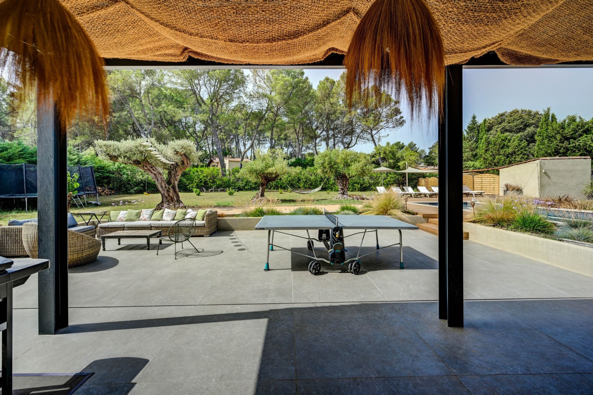 luxury house 7 Rooms for sale on AIX EN PROVENCE (13100)
