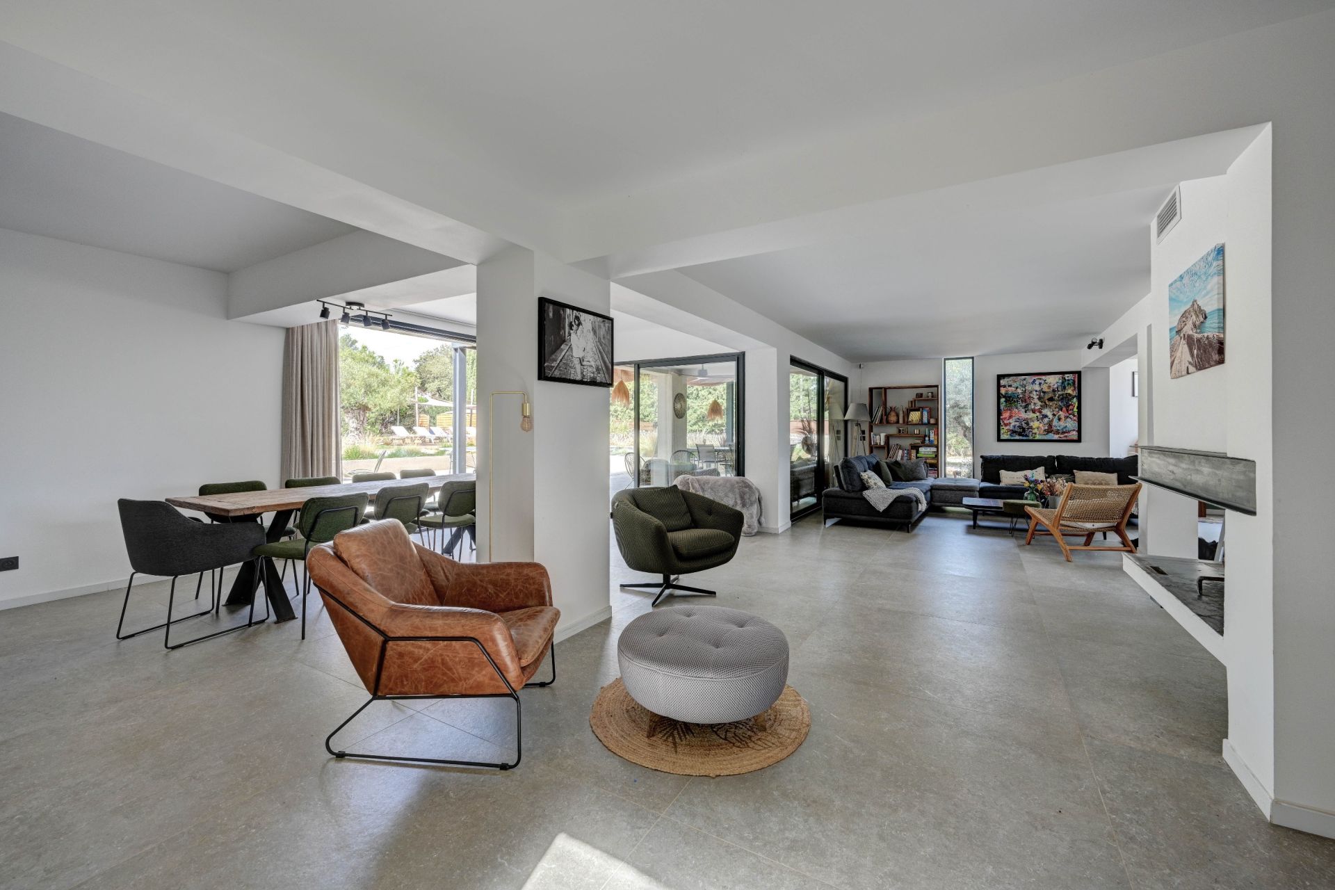 luxury house 7 Rooms for sale on AIX EN PROVENCE (13100)